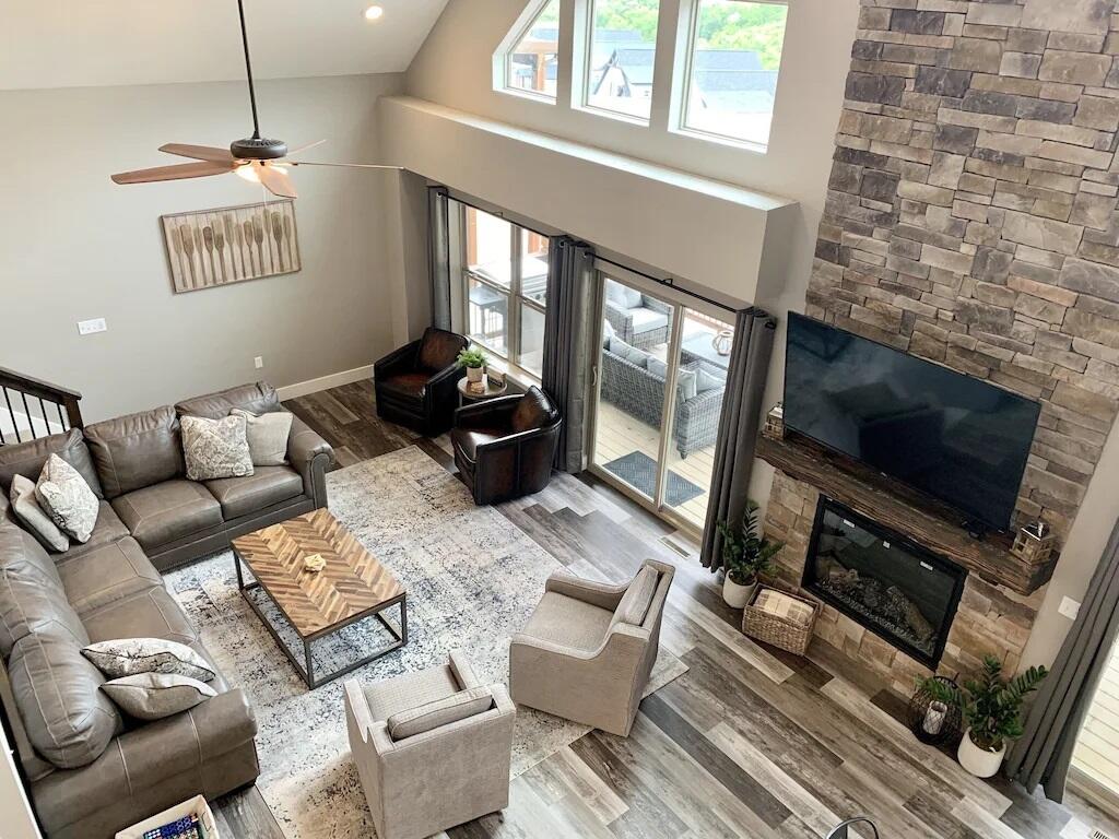 Photo 3 - Residential for sale – 185  Lakefront Drive  Branson, MO