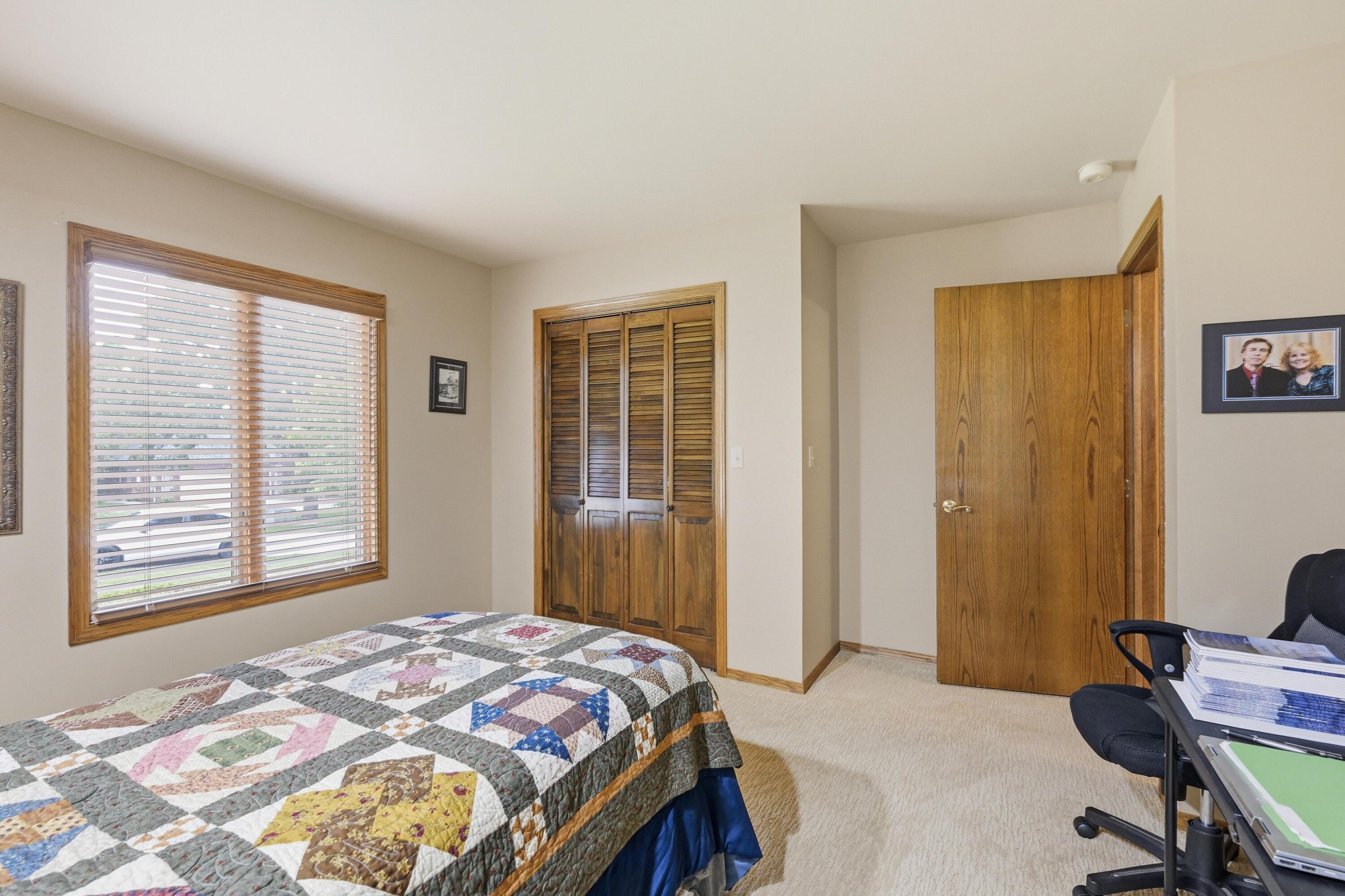 Photo 22 - Residential for sale – 905  Macy Drive  Neosho, MO