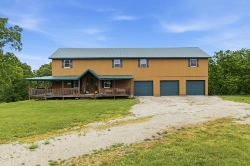 Photo 2 - Residential for sale – 2104  State Highway F   Mansfield, MO