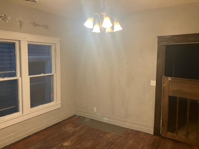 Photo 5 - Residential for sale – 113 W Hickory Street  El Dorado Springs, MO