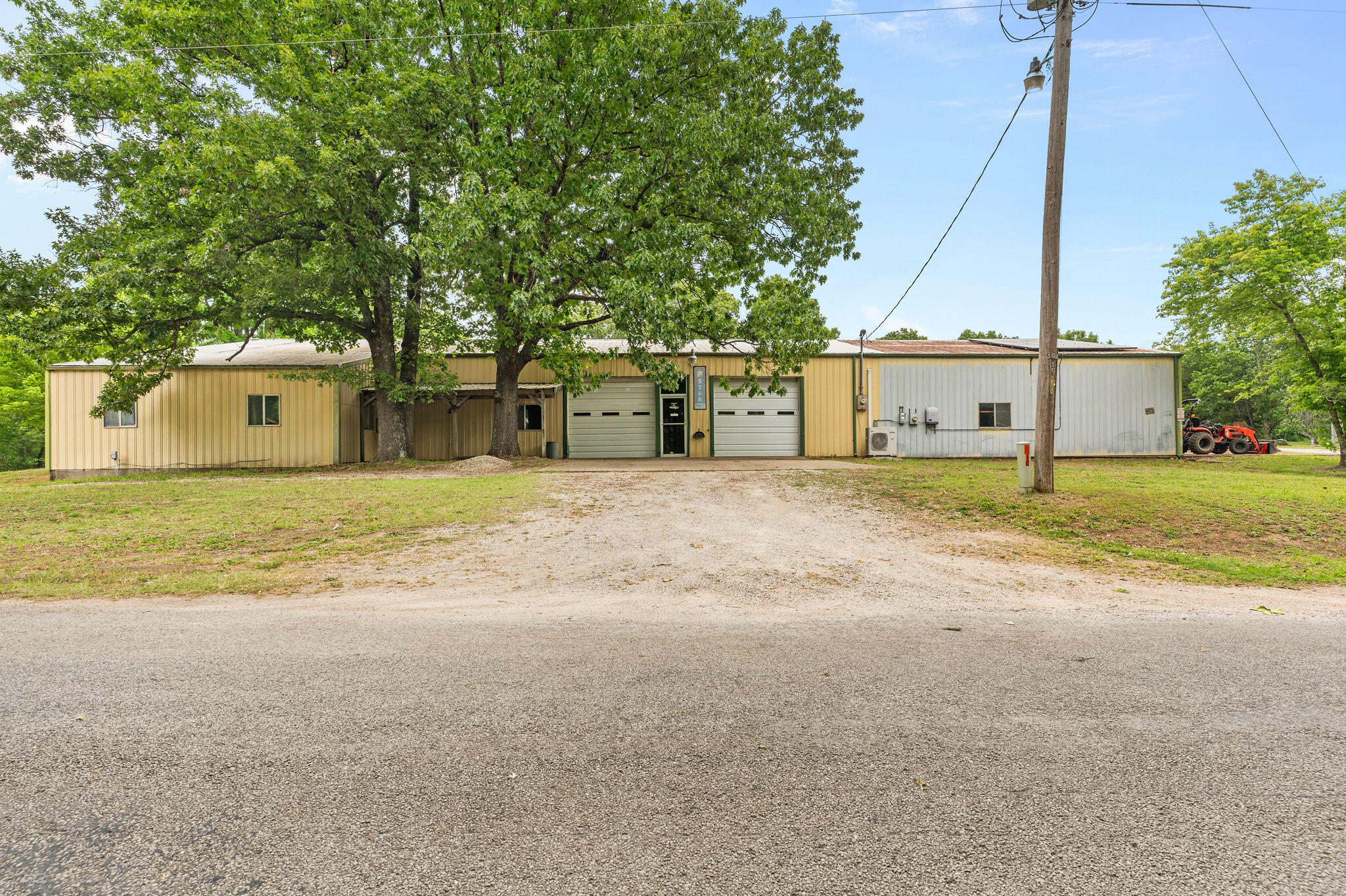 Photo 34 - Residential for sale – 21643  Lawrence 1040   Pierce City, MO
