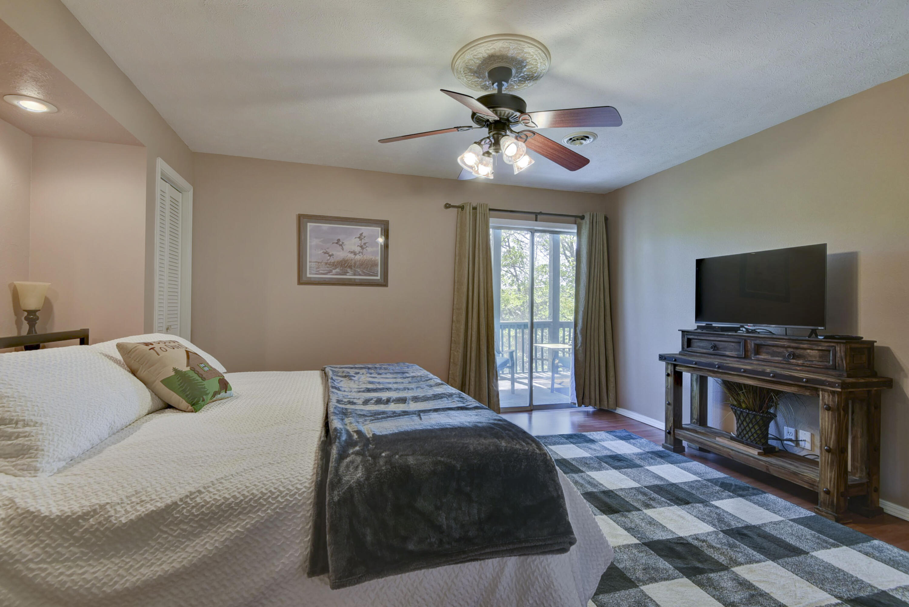 Photo 10 - Residential for sale – 150  The Bluffs   Branson, MO