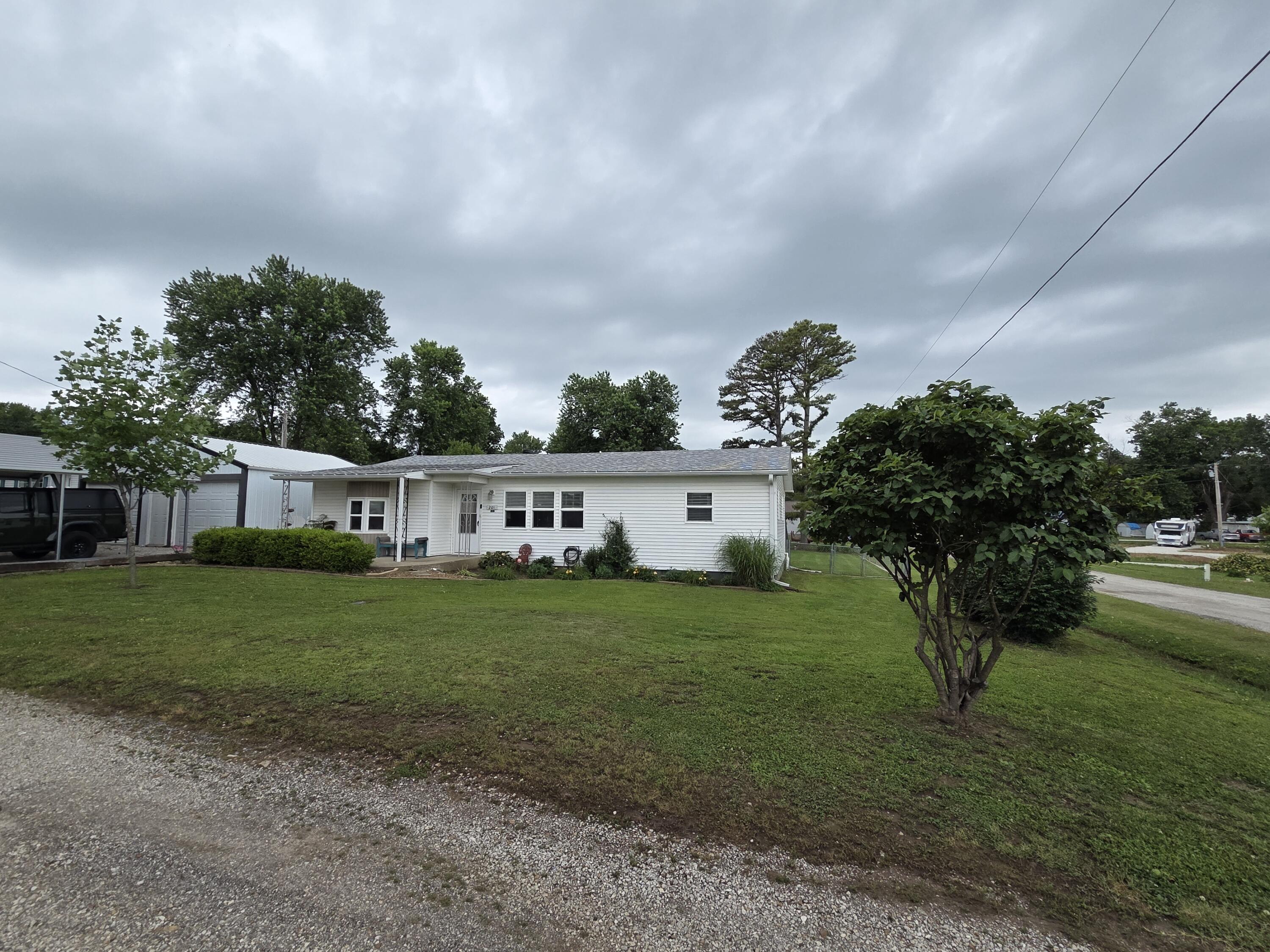 Photo 6 - Residential for sale – 201 S Everett Street  Fair Play, MO