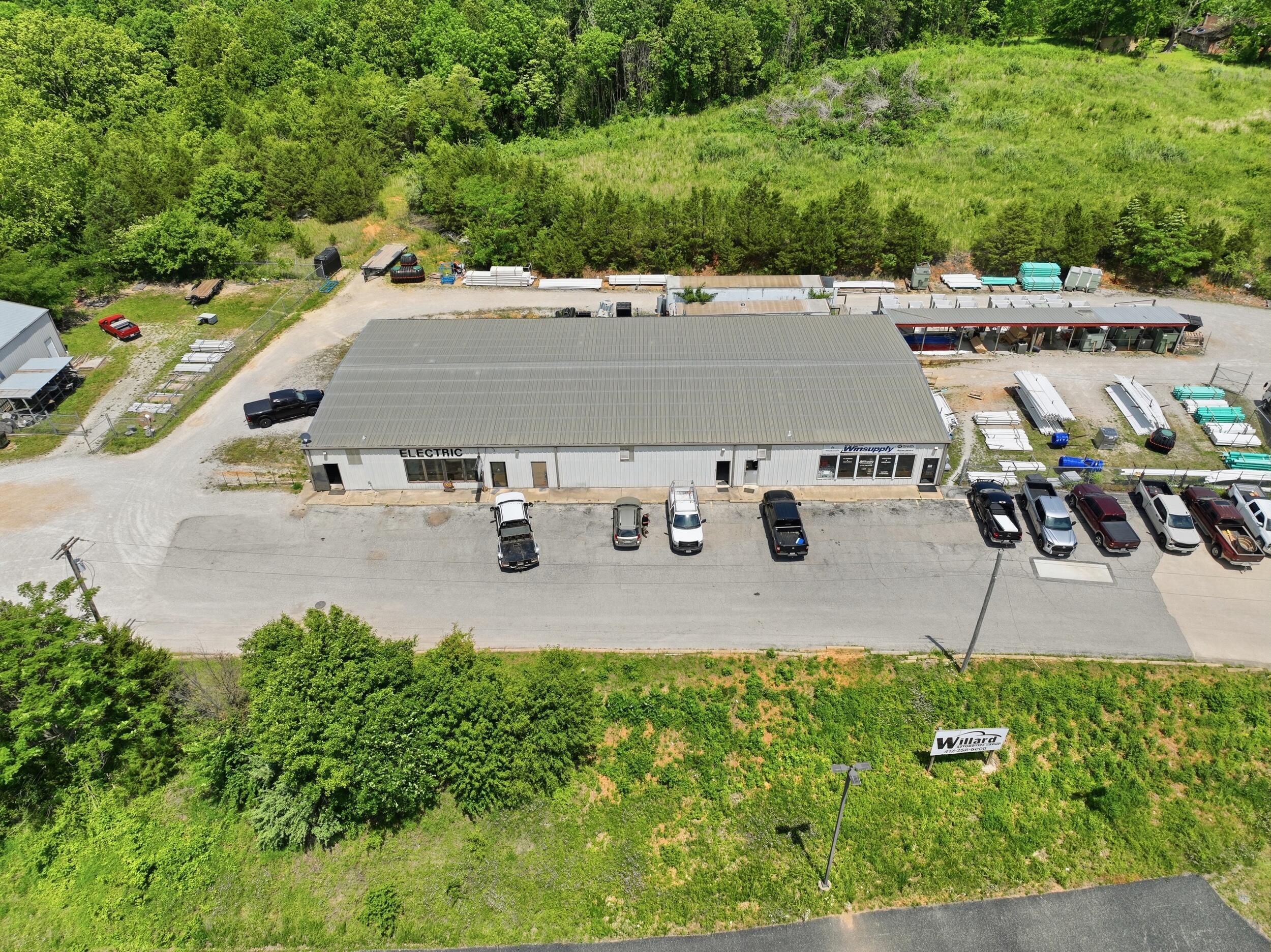 Commercial Sale for sale – 1015  Preacher Roe Boulevard  West Plains, MO
