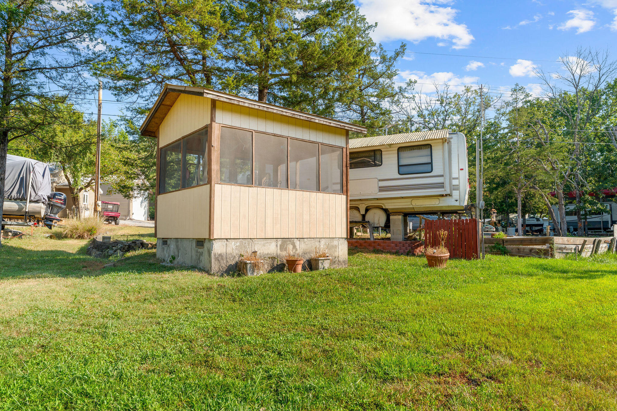 Photo 13 - Land for sale – 526  Jellystone Avenue  Hollister, MO