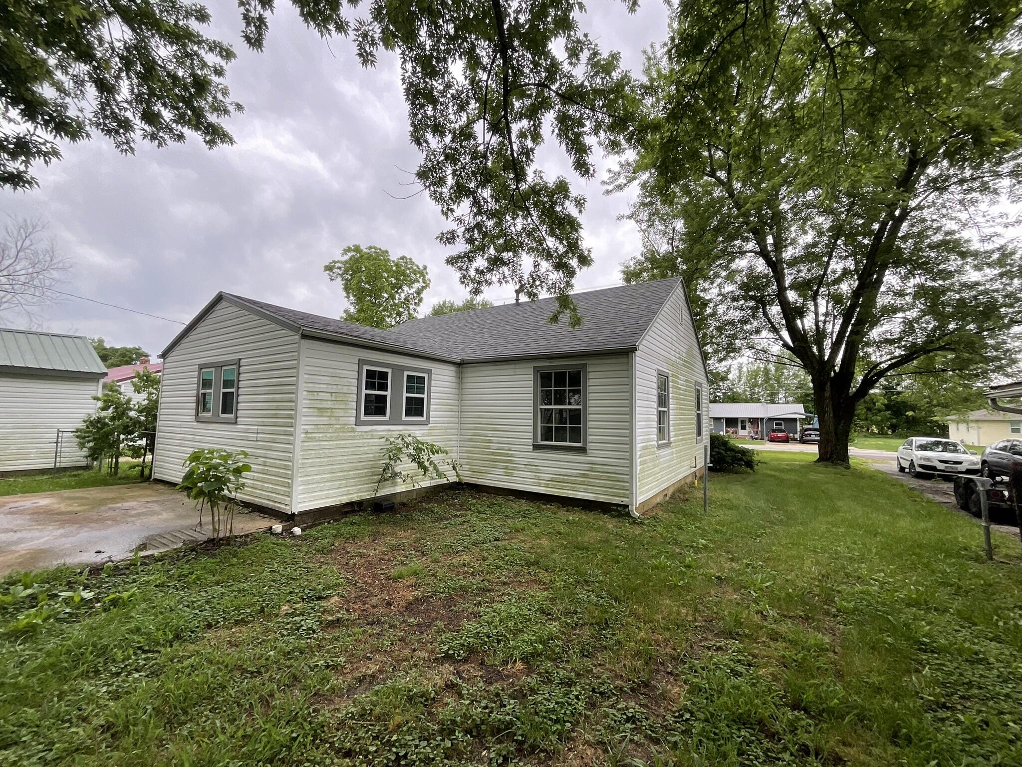 Photo 6 - Residential for sale – 410 N Division Street  Seymour, MO