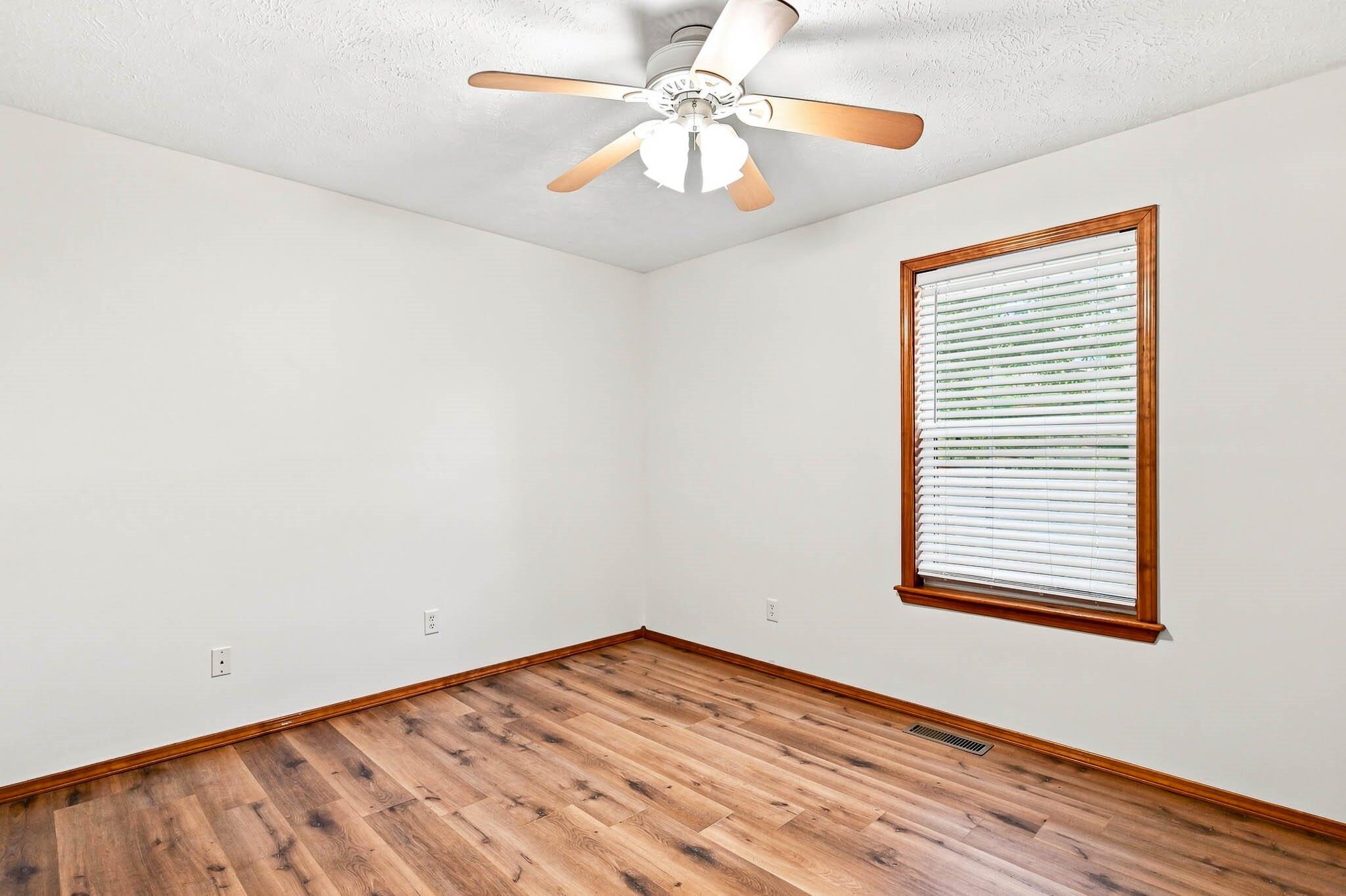 Photo 23 - Residential for sale – 3618 W Vincent Drive  Springfield, MO