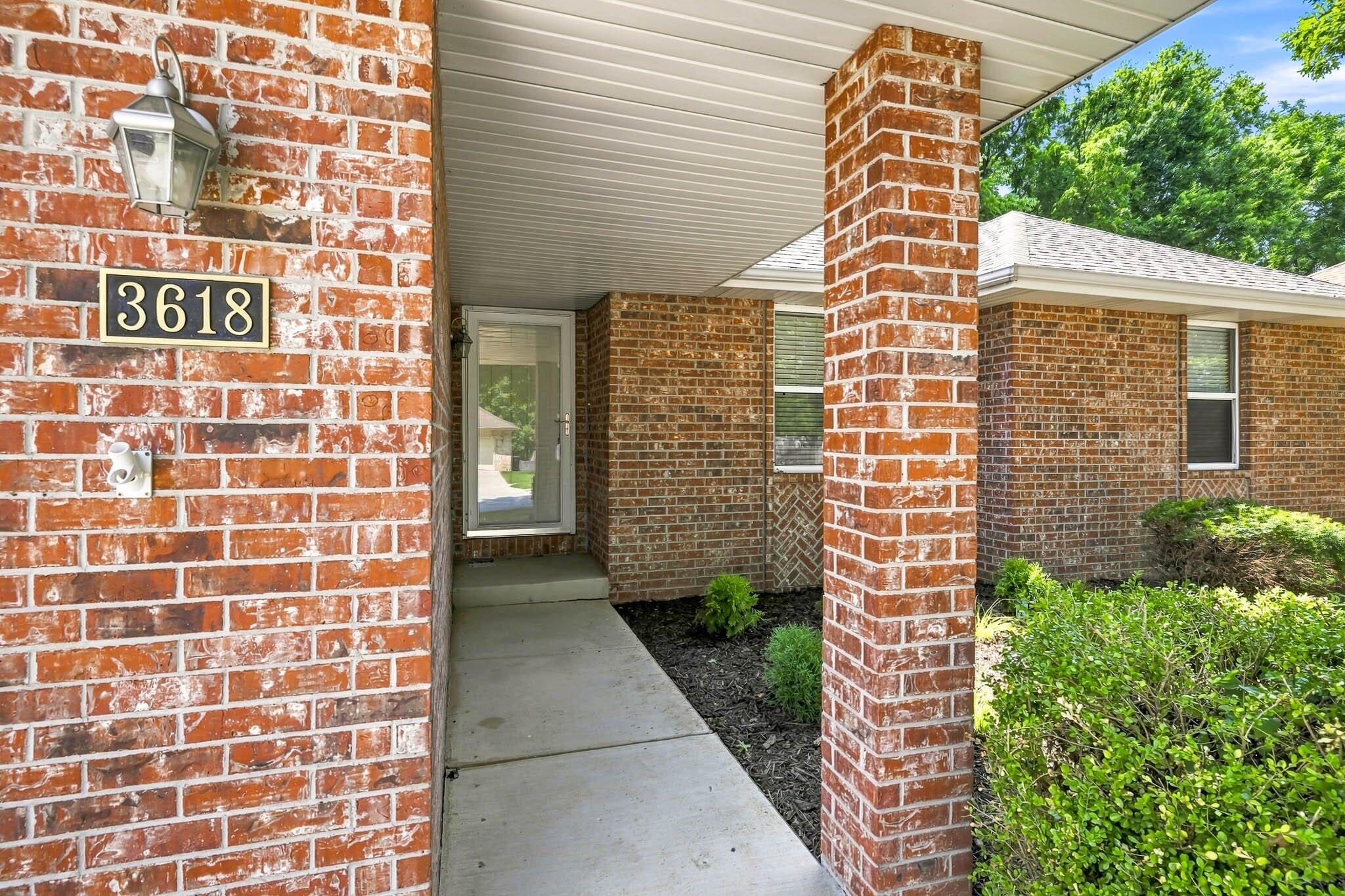 Photo 4 - Residential for sale – 3618 W Vincent Drive  Springfield, MO