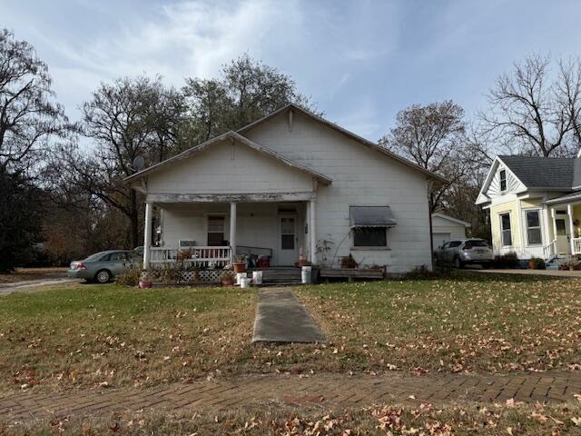 Residential for sale – 2023 N Robberson Avenue  Springfield, MO