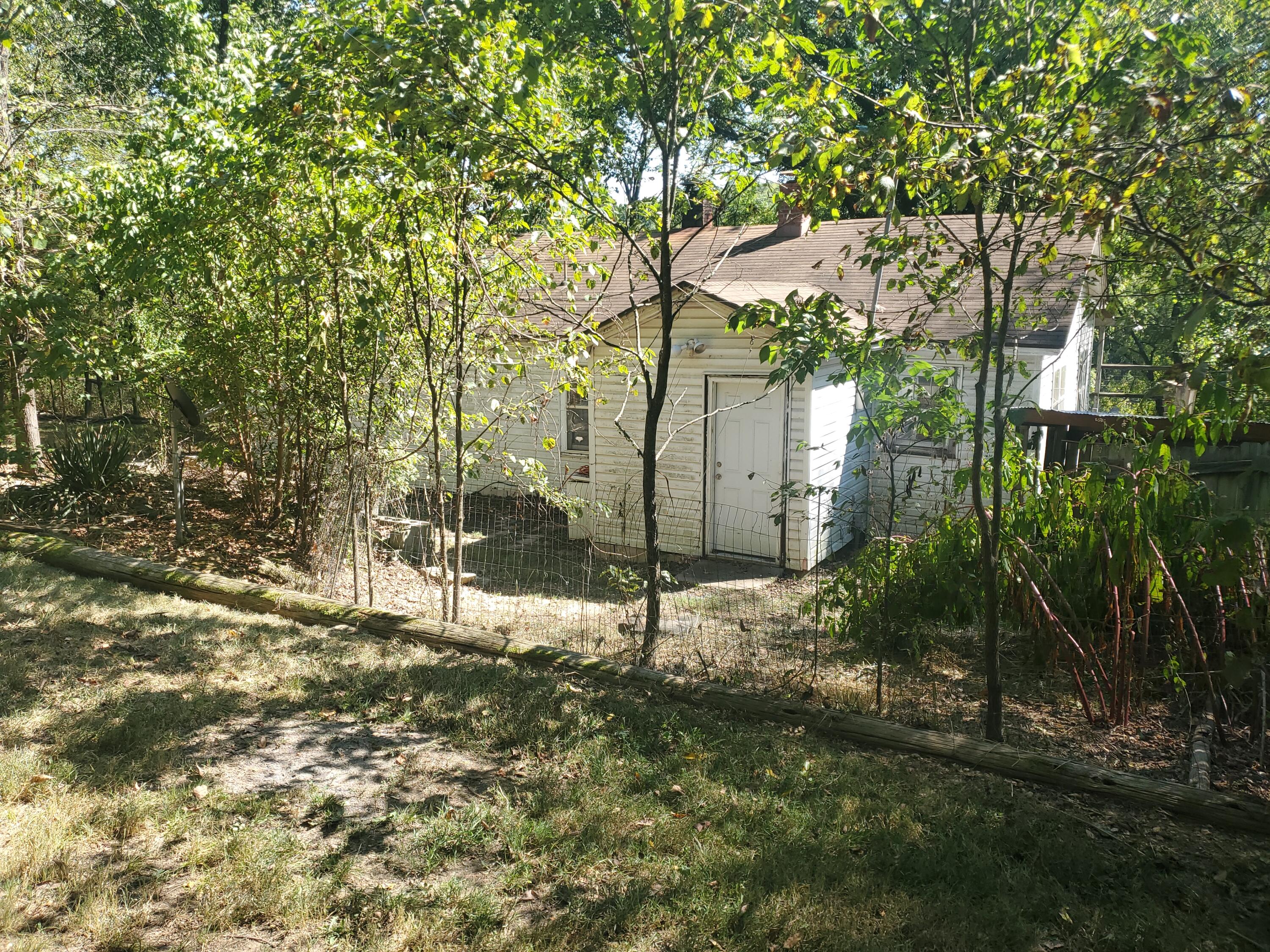 Photo 9 - Residential for sale – 424  Reno Springs Road  Walnut Shade, MO