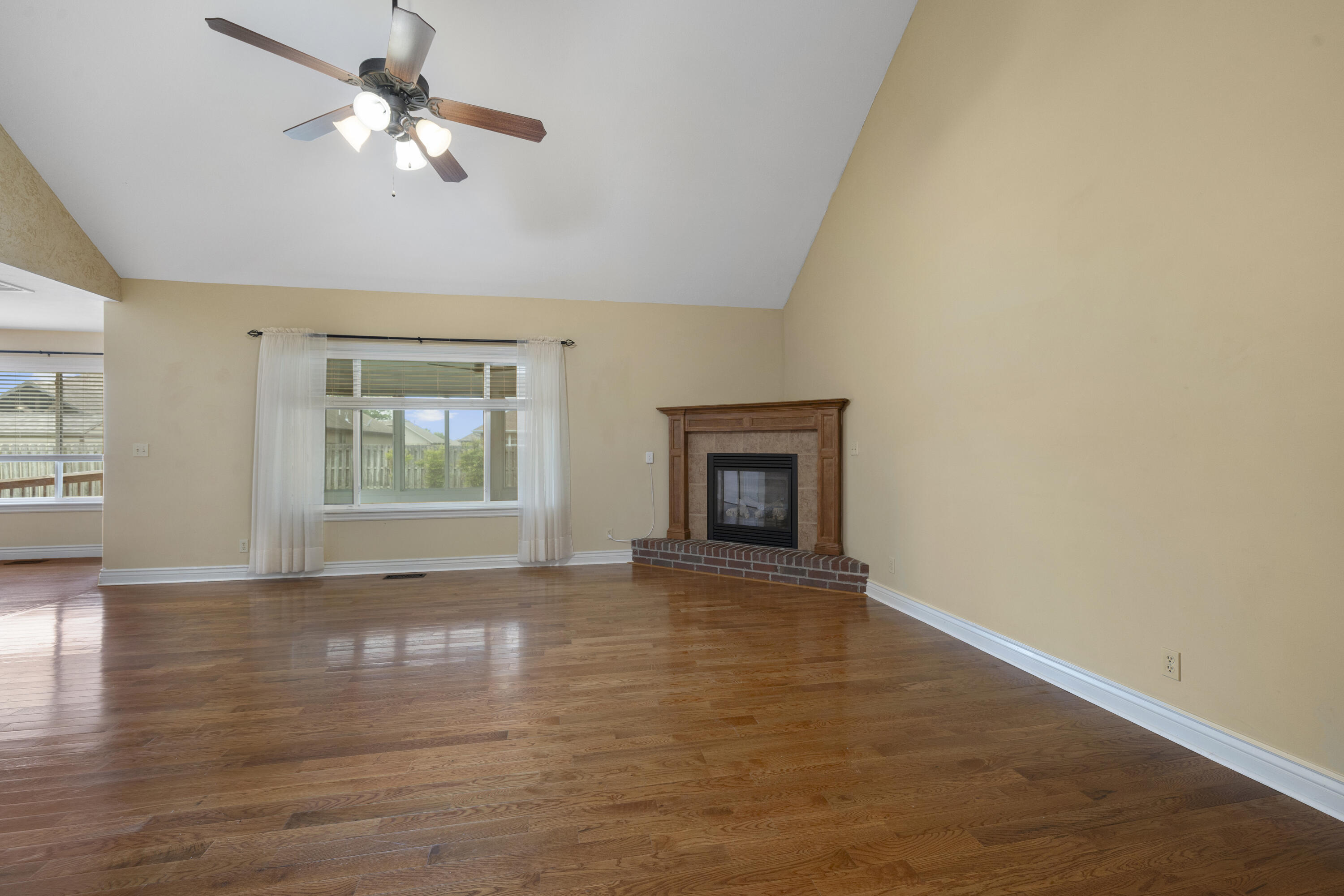 Photo 6 - Residential for sale – 1515 S Natchez Road  Republic, MO