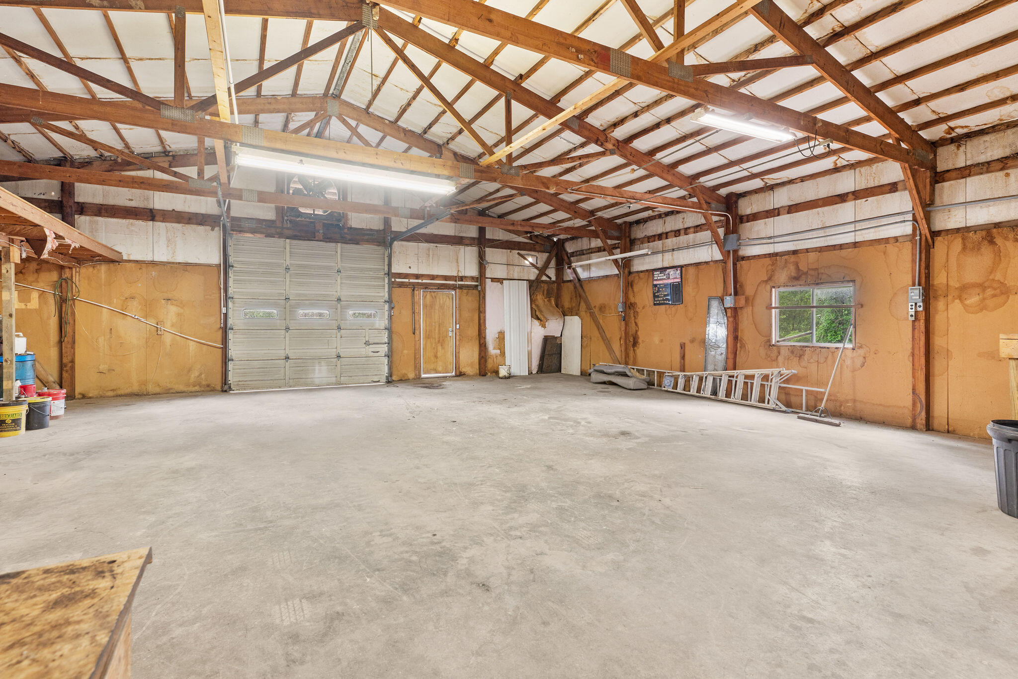 Photo 8 - Commercial Sale for sale – 21643  Lawrence 1040   Pierce City, MO