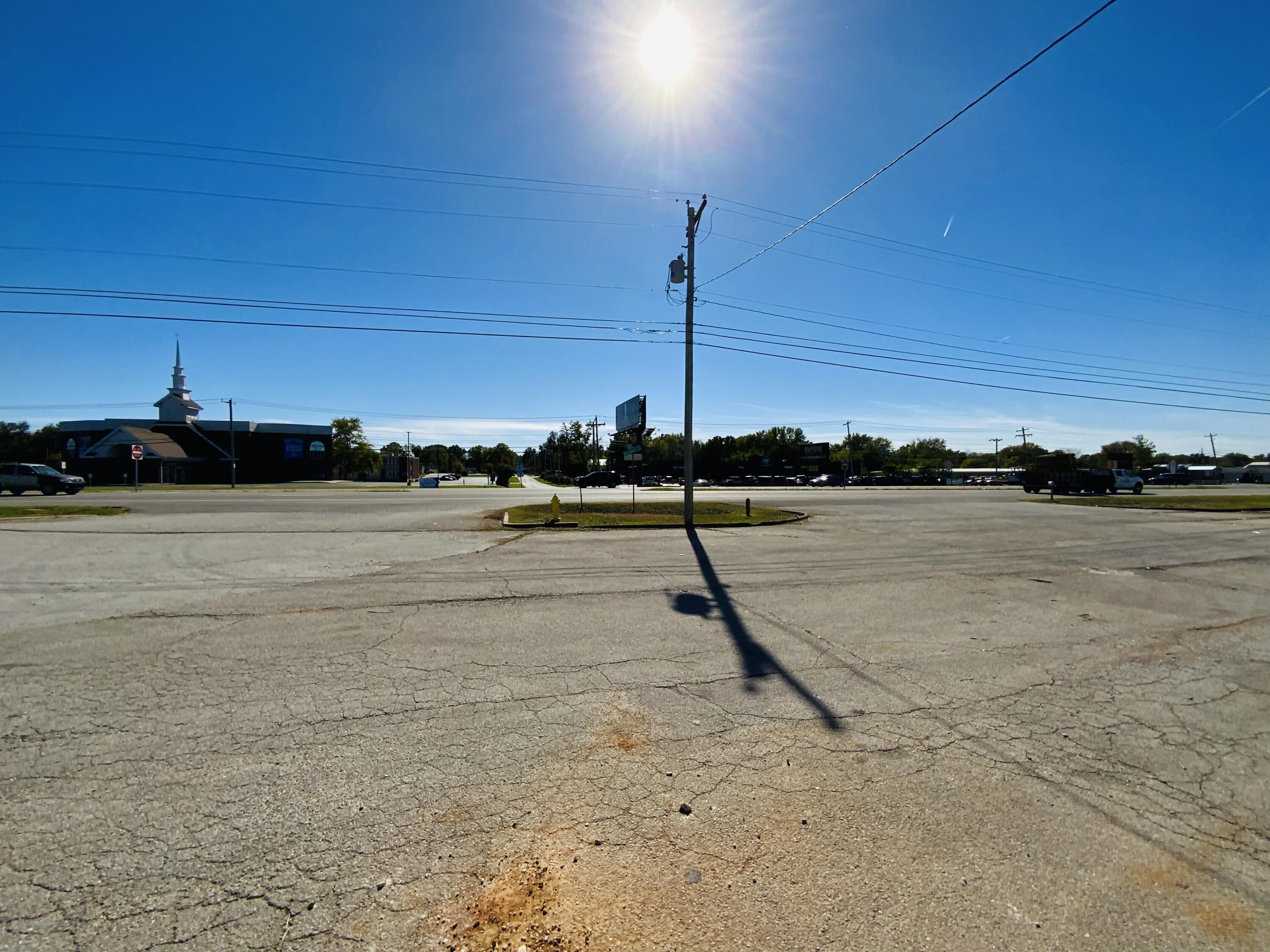 Photo 5 - Commercial Sale for sale – 3115 W Sunshine Street  Springfield, MO