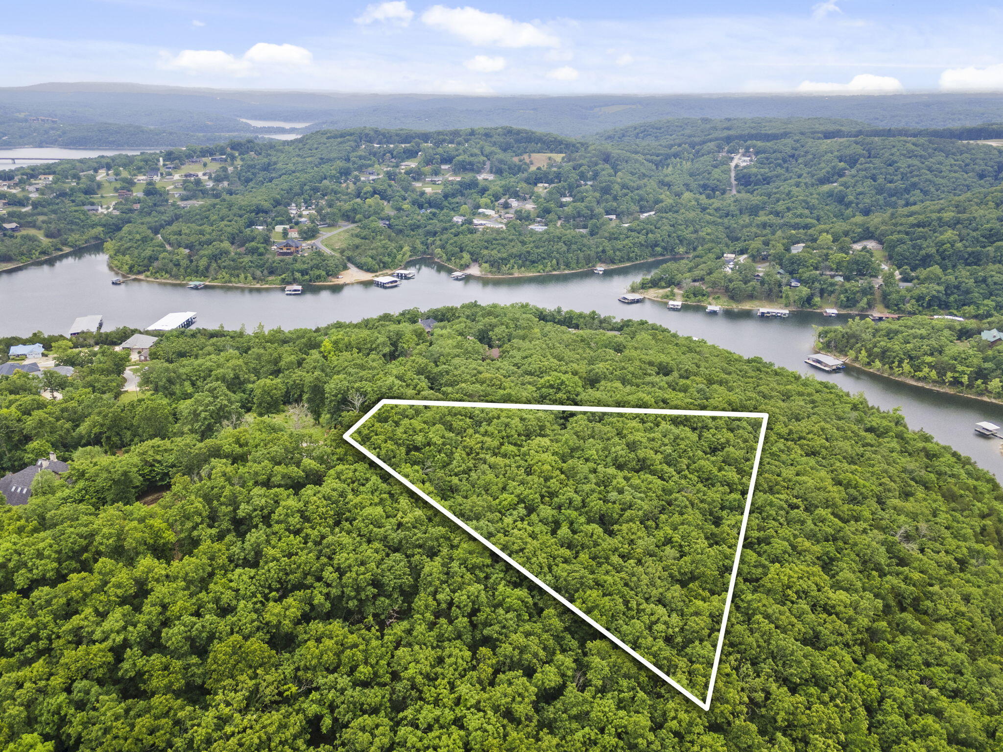 Photo 2 - Land for sale – Lot 5  Whispering Hill Drive  Blue Eye, MO