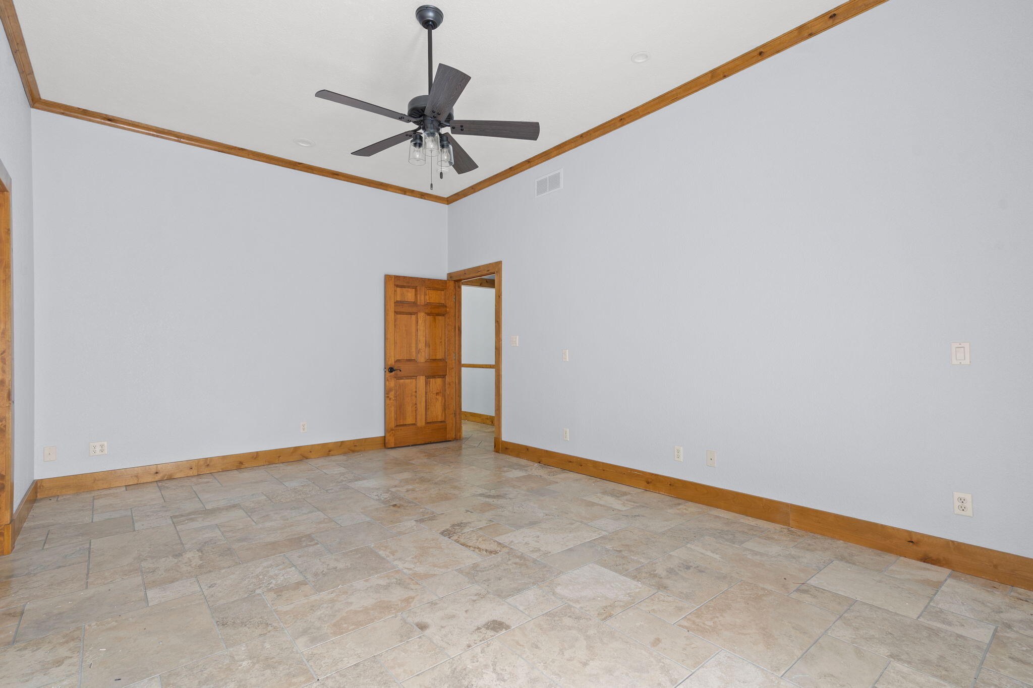 Photo 46 - Residential for sale – 518  Skyline Road  Branson, MO