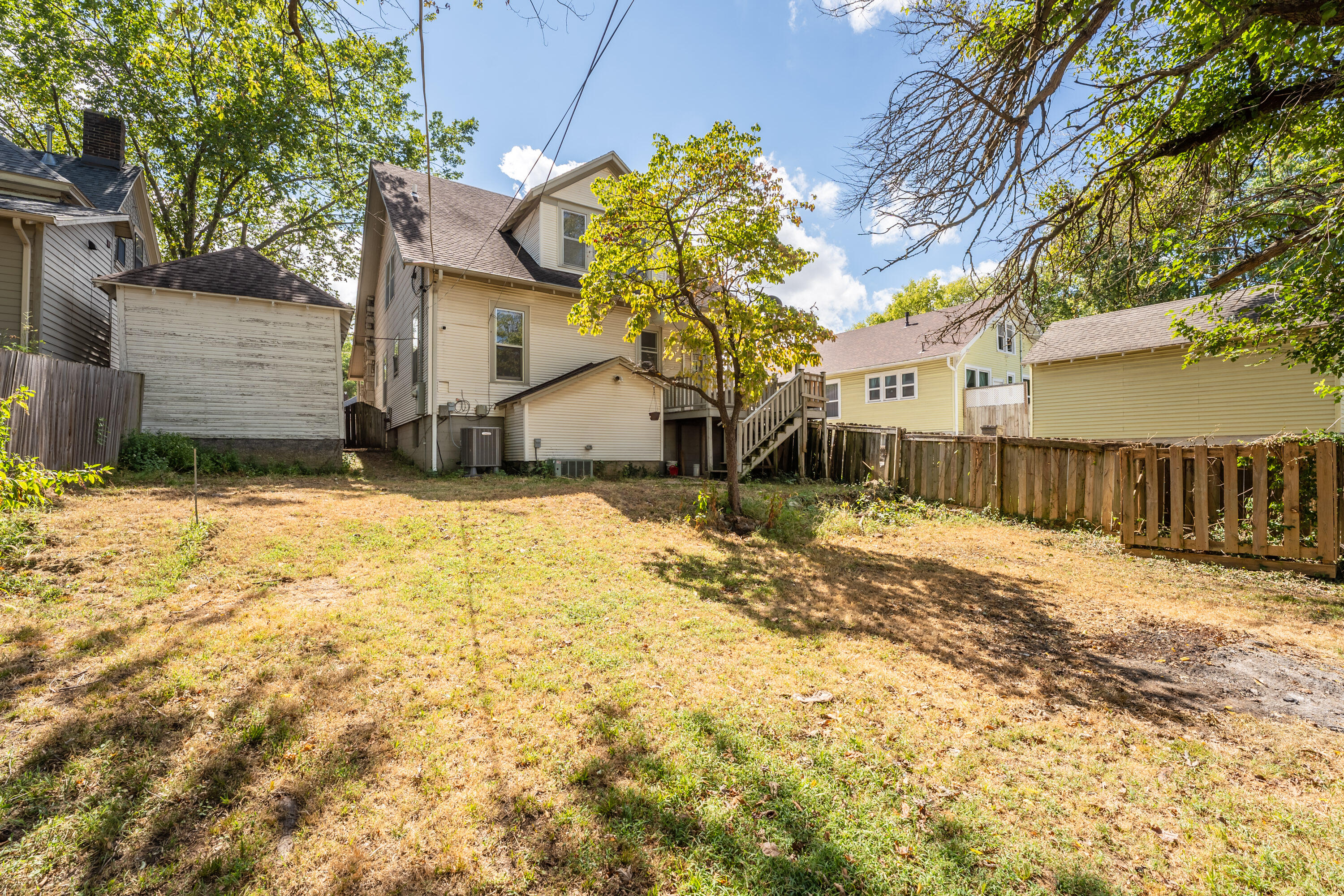 Photo 23 - Residential for sale – 817 W Walnut   Springfield, MO