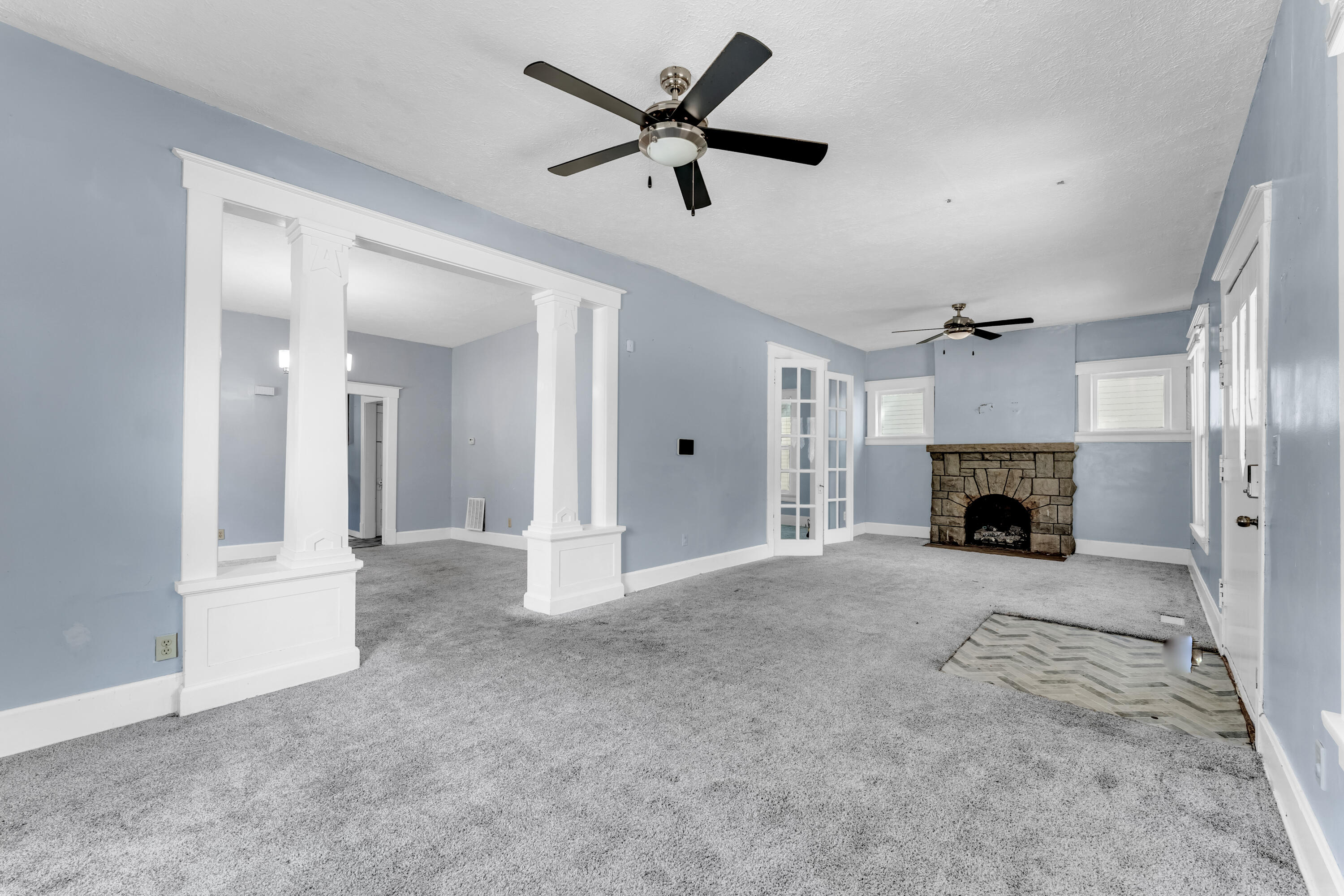 Photo 8 - Residential for sale – 817 W Walnut   Springfield, MO