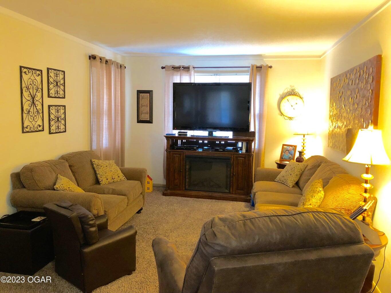 Photo 3 - Residential for sale – 225 N Jackson Avenue  Joplin, MO