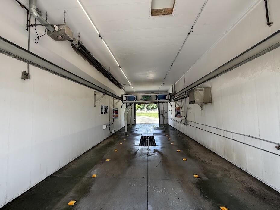 Photo 16 - Commercial Sale for sale – 1100 E Broadway   Bolivar, MO