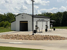 Photo 2 - Commercial Sale for sale – 1100 E Broadway   Bolivar, MO
