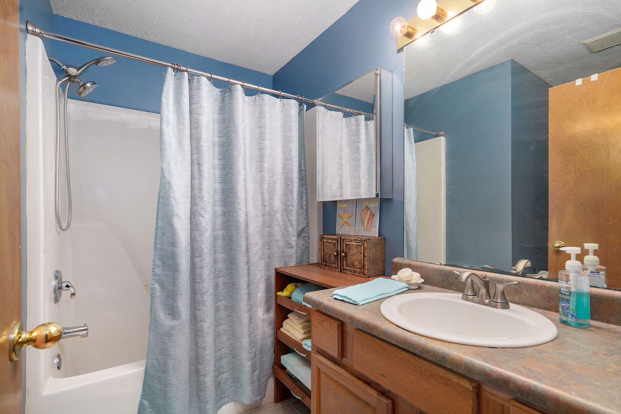 Photo 19 - Residential for sale – 450 S Basswood Avenue  Republic, MO