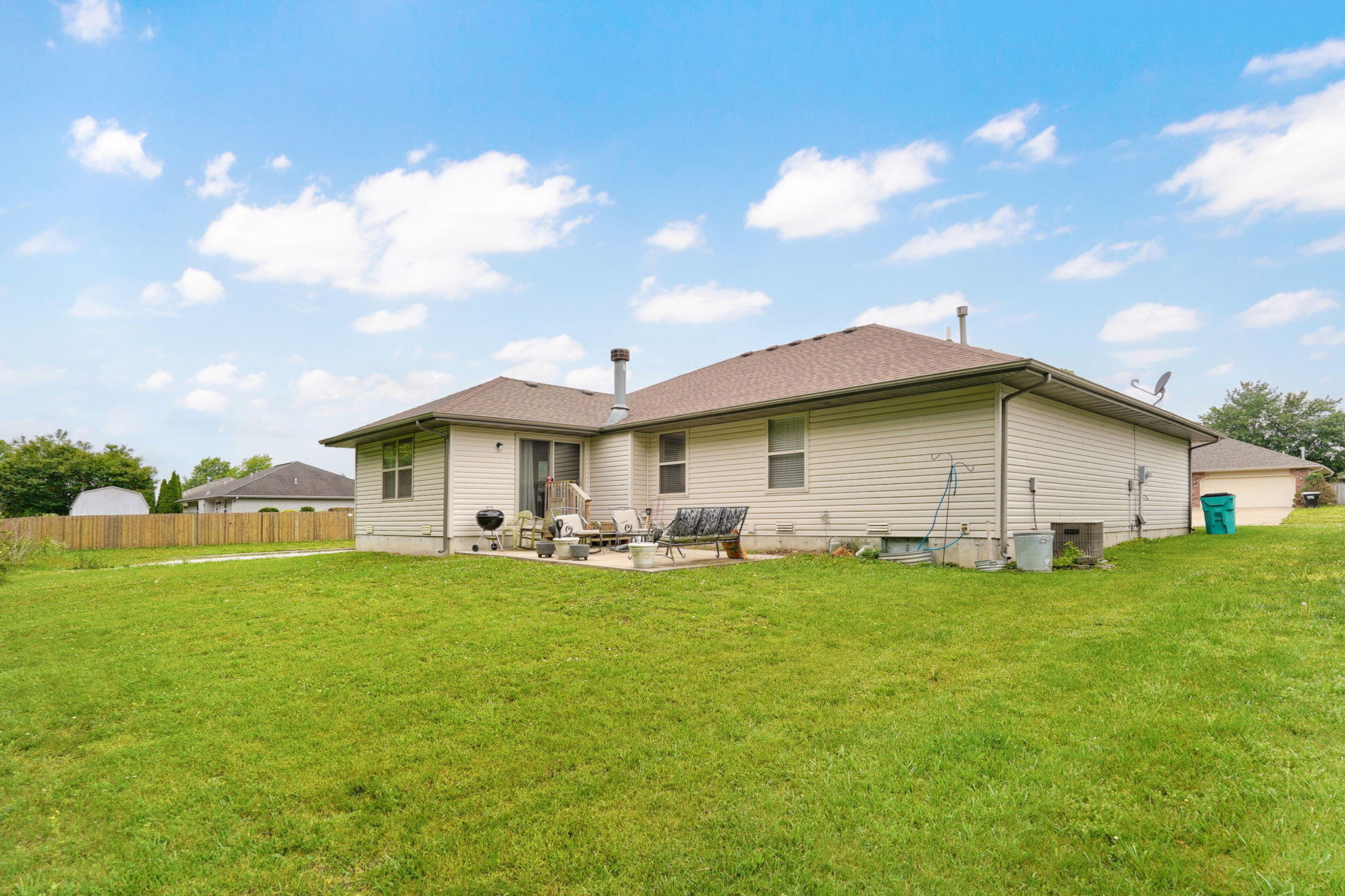 Photo 25 - Residential for sale – 450 S Basswood Avenue  Republic, MO