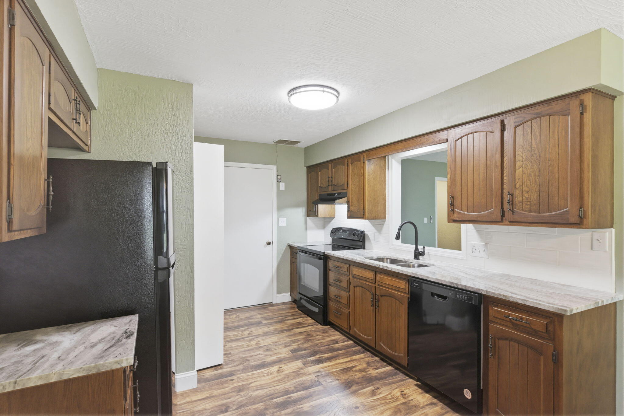 Photo 9 - Residential for sale – 504 W Bell Street  Springfield, MO
