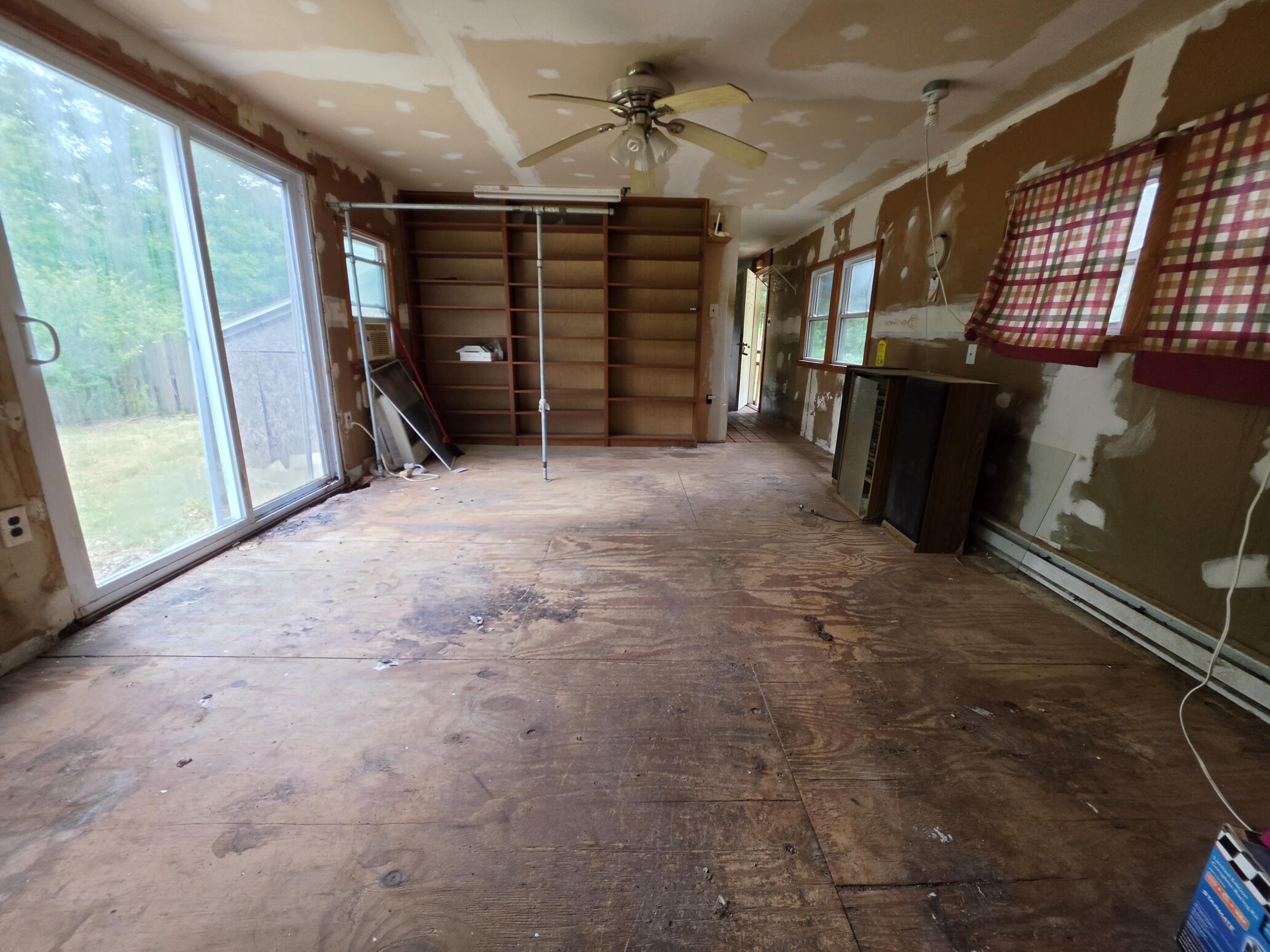 Photo 5 - Residential for sale – 295  Black Oak Road  Mammoth Spring, AR