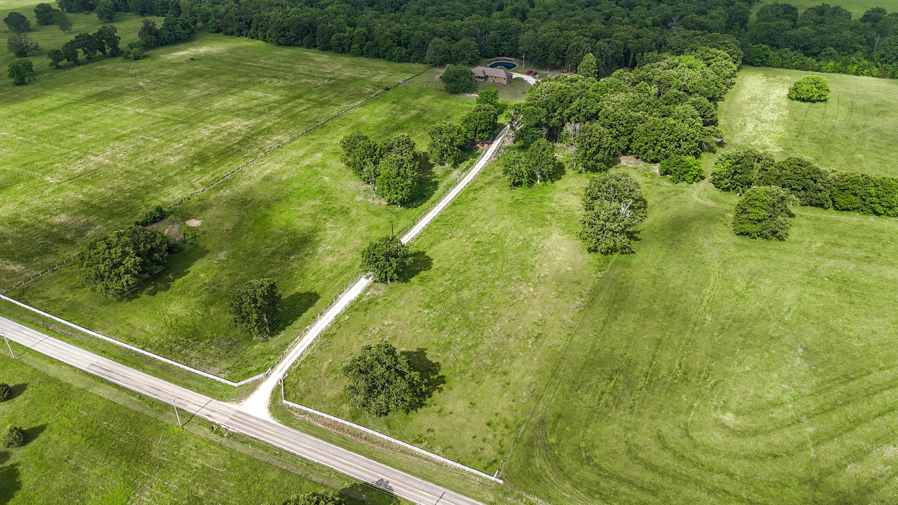 Photo 3 - Residential for sale – 11051  State Route Jj   West Plains, MO