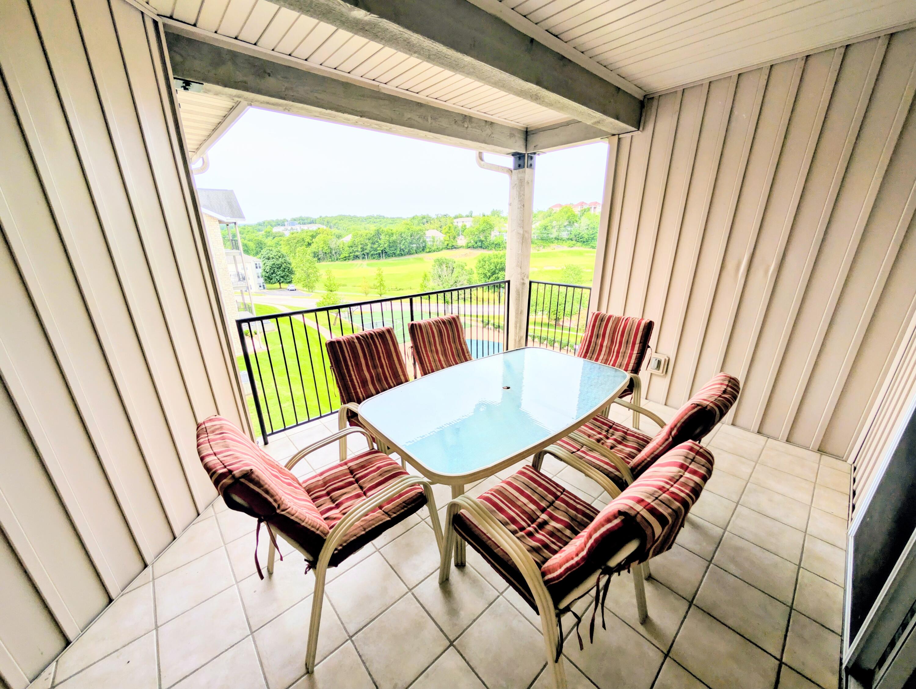 Photo 2 - Residential for sale – 330 S Wildwood Drive  Branson, MO