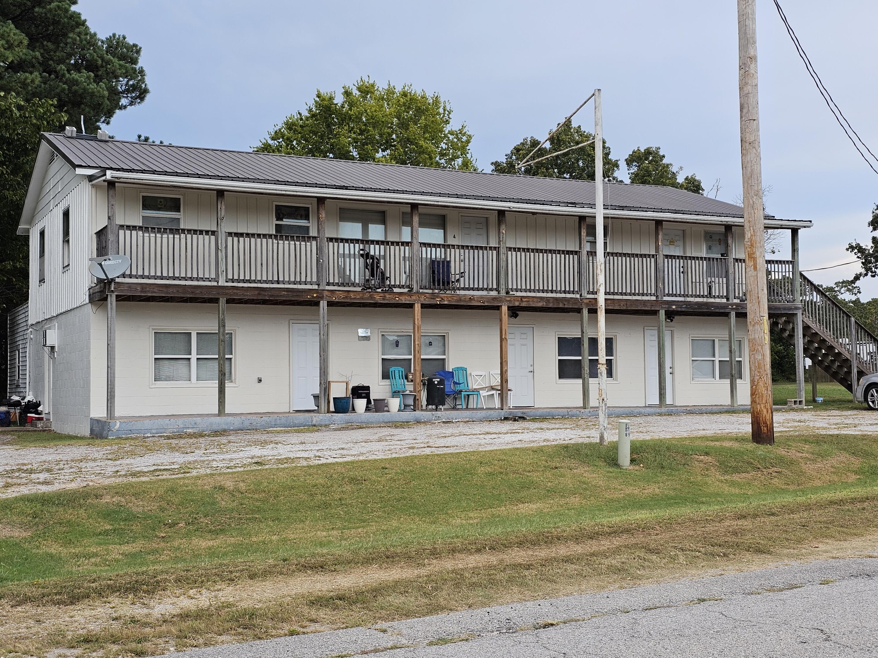 Residential Income for sale – 17614  Elwood Junction Road  Neosho, MO