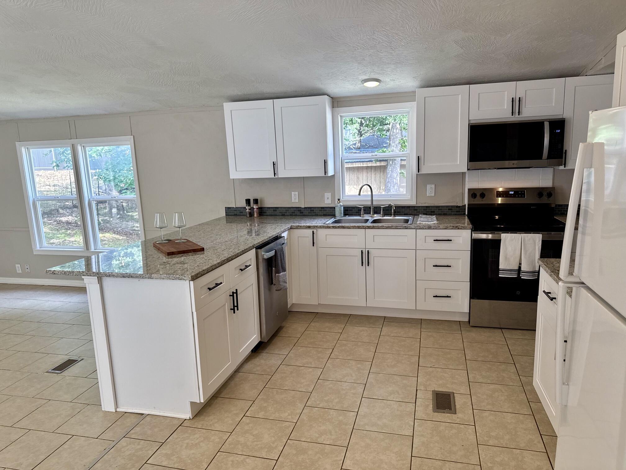 Photo 7 - Residential for sale – 178  Pine Road  Rockaway Beach, MO