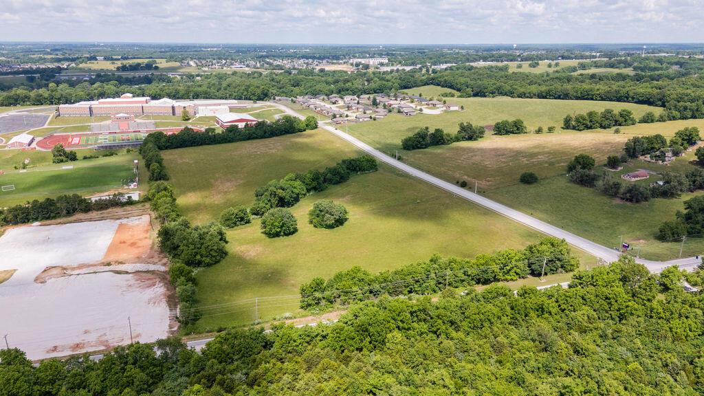 Photo 3 - Commercial Sale for sale – 1601 N State Nn Highway  Ozark, MO