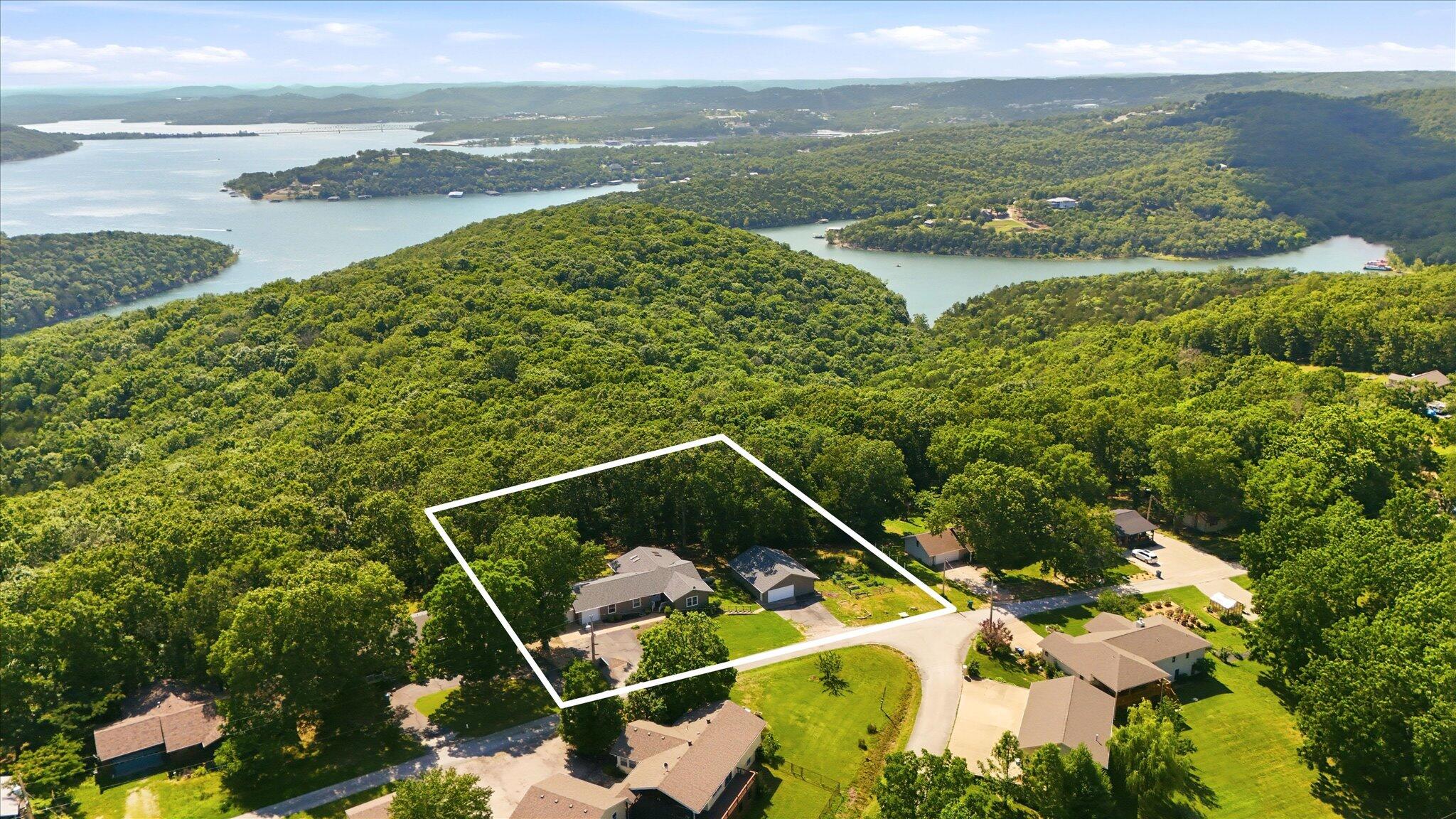 Photo 2 - Residential for sale – 35  Nightfall Lane  Branson West, MO