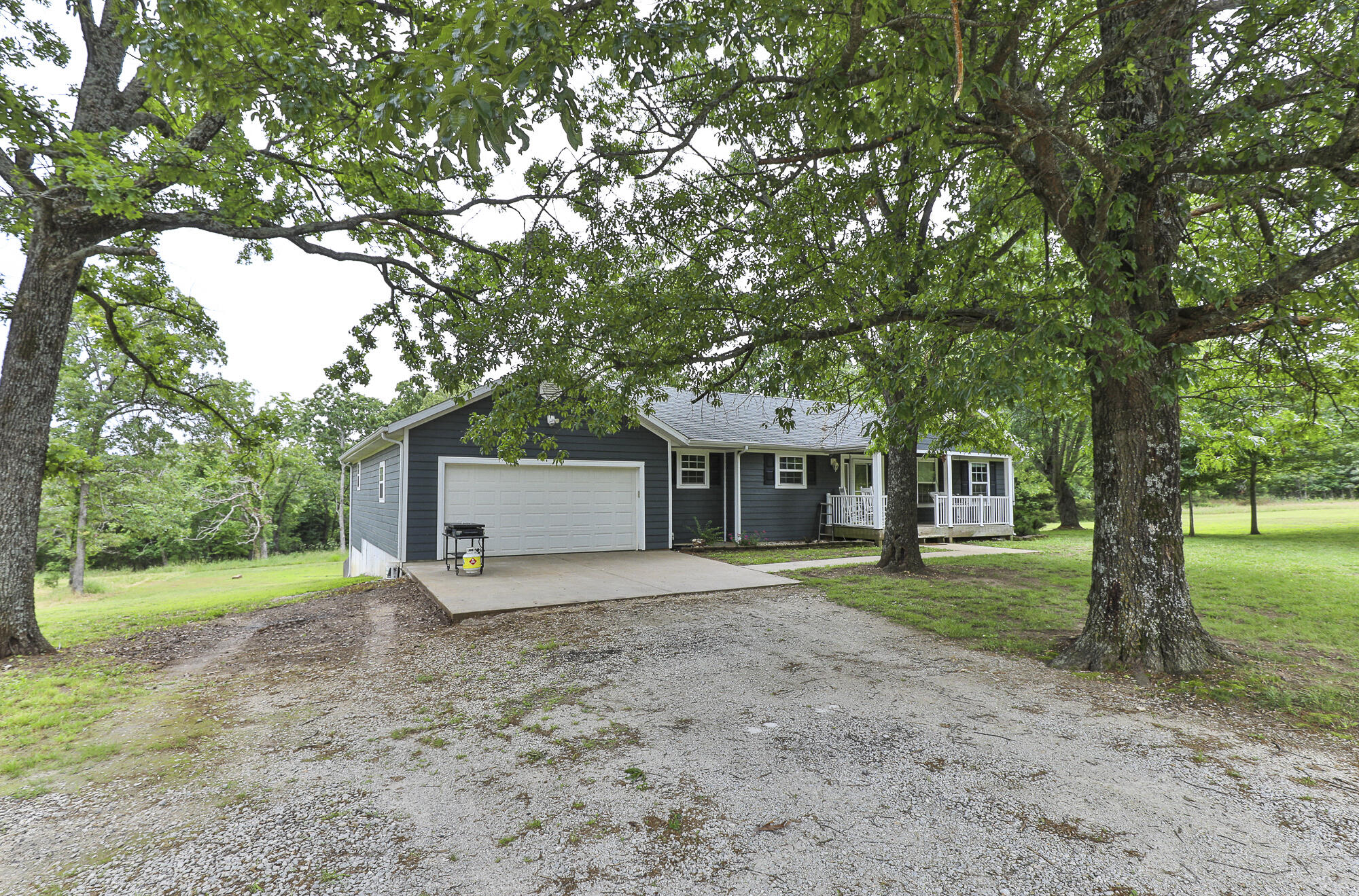 Photo 3 - Residential for sale – 778 E Dade 52   Greenfield, MO