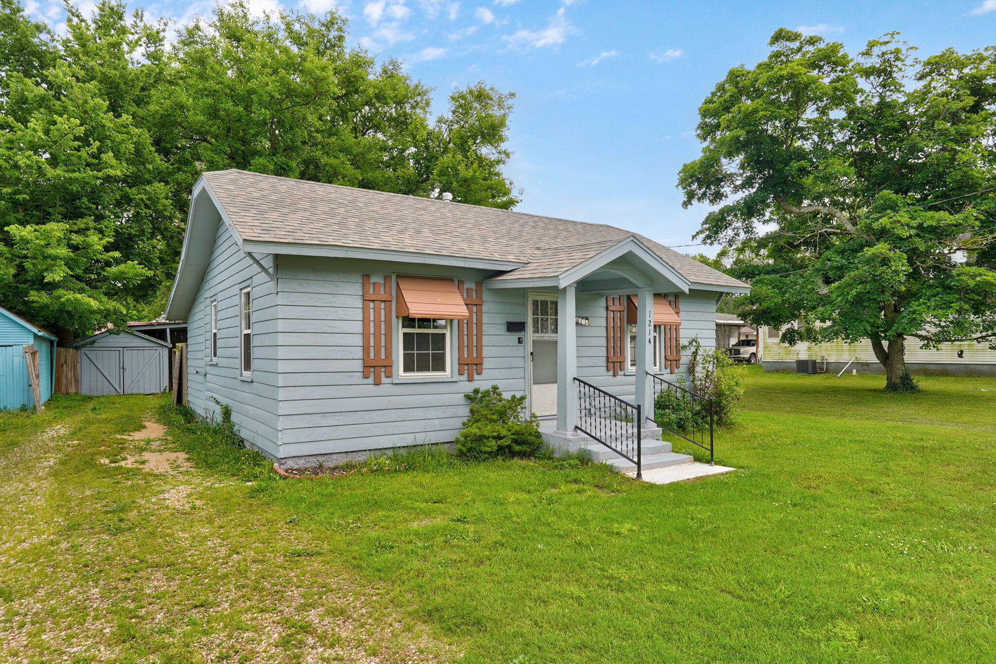 Photo 34 - Residential for sale – 1214 S Market Street  Mt Vernon, MO