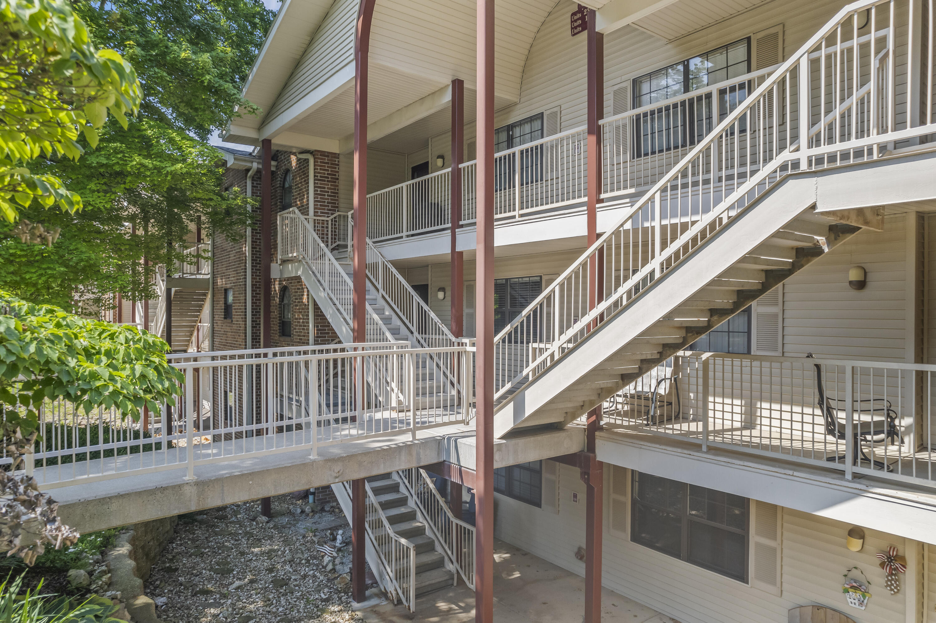 Photo 33 - Residential for sale – 350 S Wildwood   Branson, MO