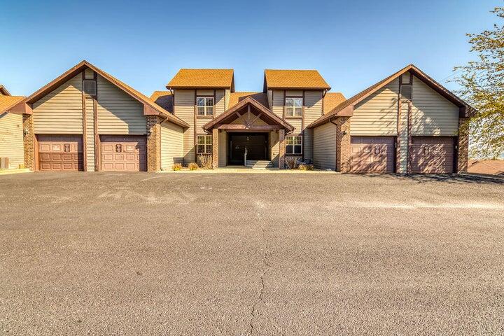 Photo 2 - Residential for sale – 15  Birdie Lane  Branson West, MO