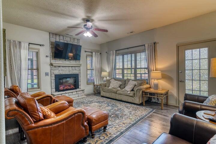 Photo 9 - Residential for sale – 15  Birdie Lane  Branson West, MO