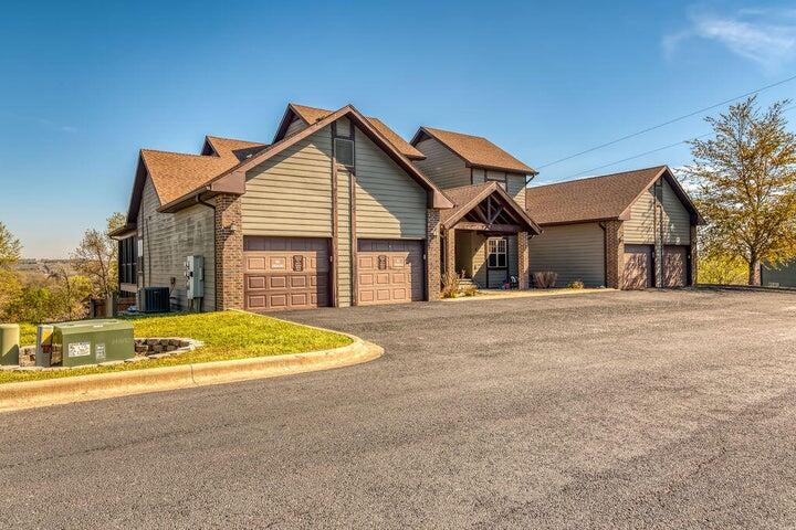 Photo 3 - Residential for sale – 15  Birdie Lane  Branson West, MO