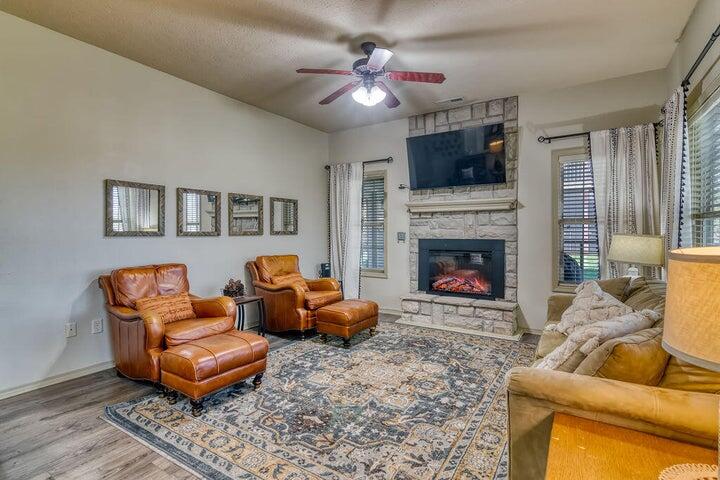Photo 10 - Residential for sale – 15  Birdie Lane  Branson West, MO
