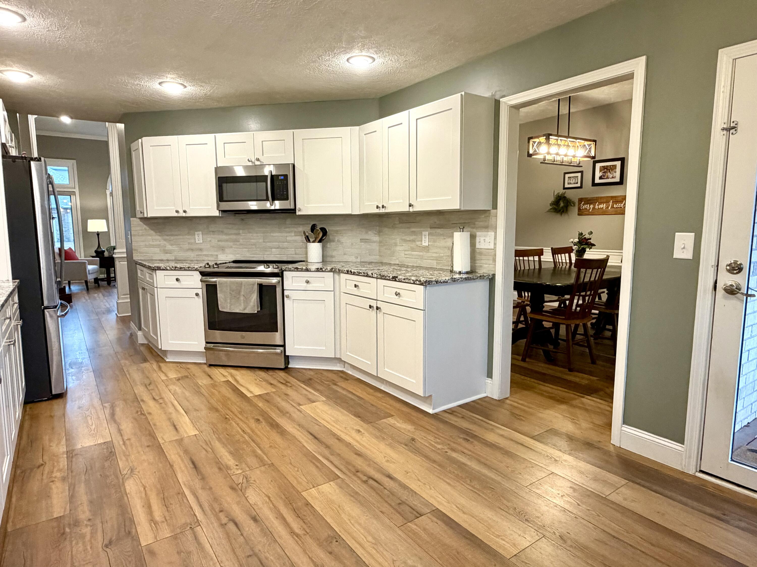 Photo 9 - Residential for sale – 4821 E Cherokee Street  Springfield, MO