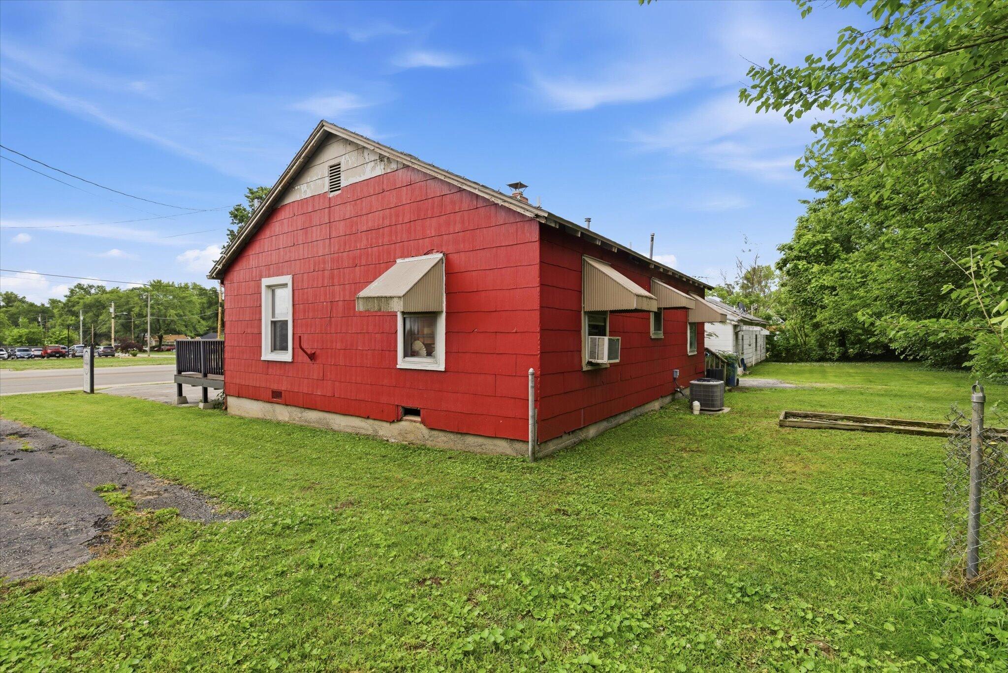 Photo 4 - Commercial Sale for sale – 210 & 302 E Mt Vernon Street  Nixa, MO