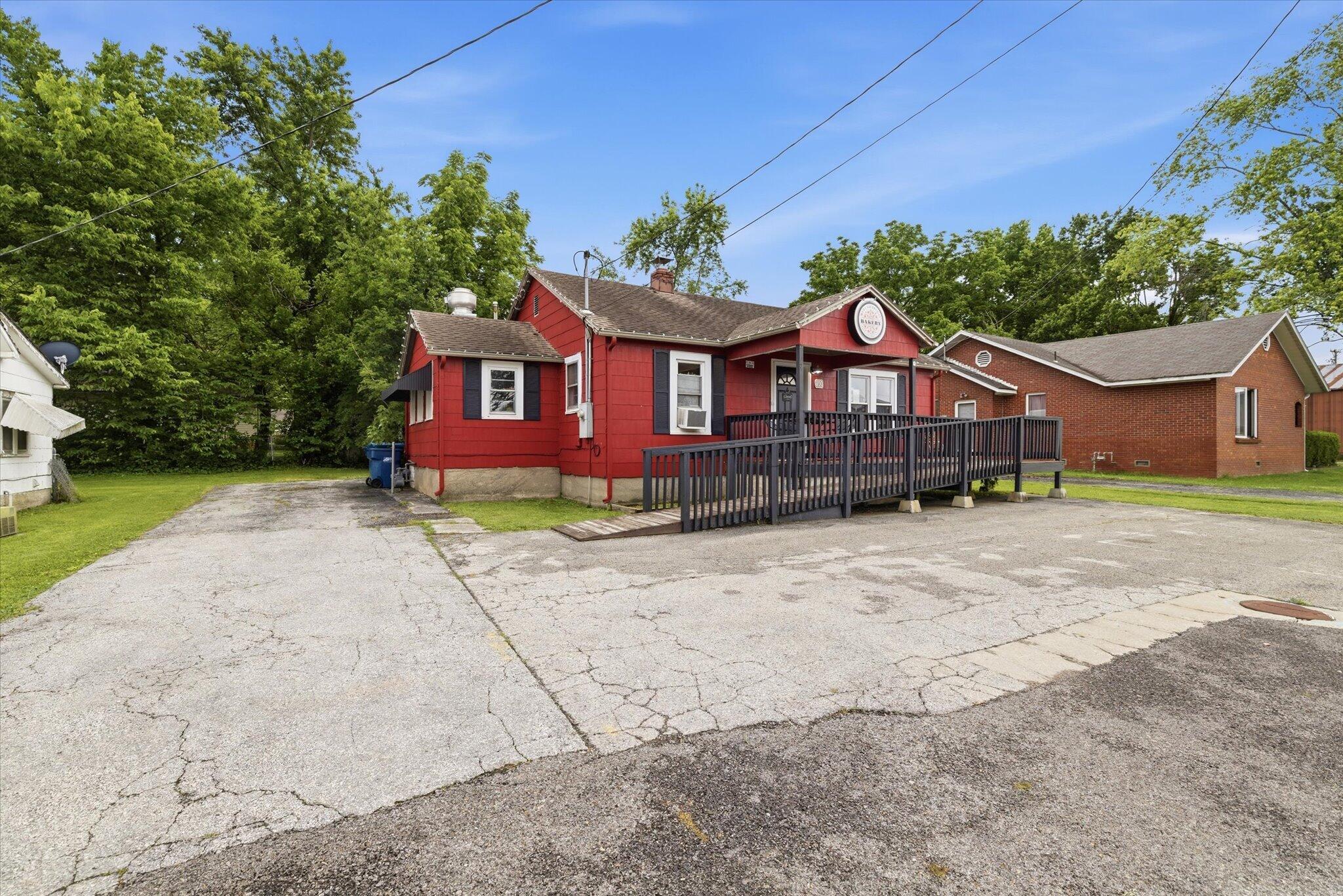 Photo 2 - Commercial Sale for sale – 210 & 302 E Mt Vernon Street  Nixa, MO