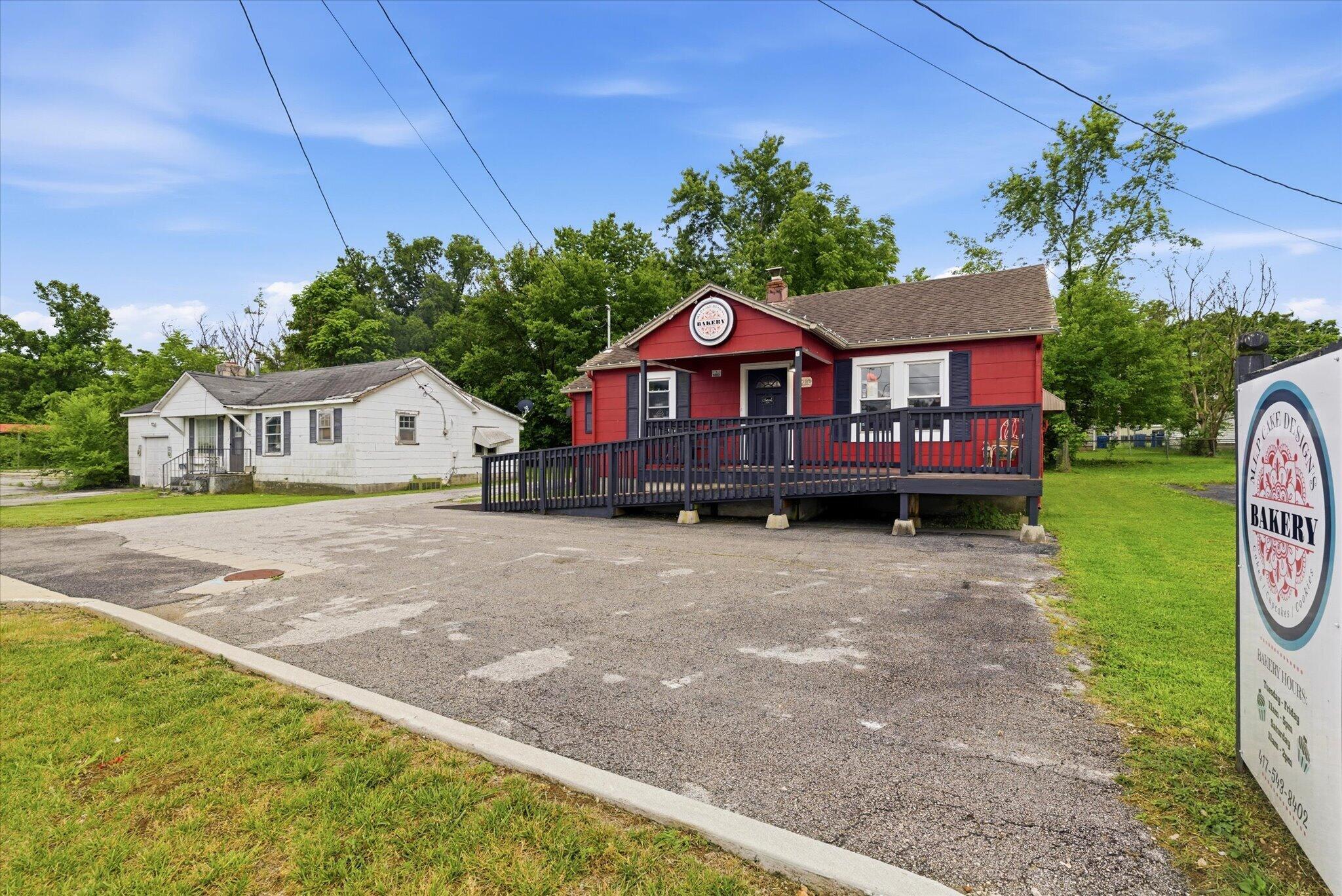 Photo 3 - Commercial Sale for sale – 210 & 302 E Mt Vernon Street  Nixa, MO