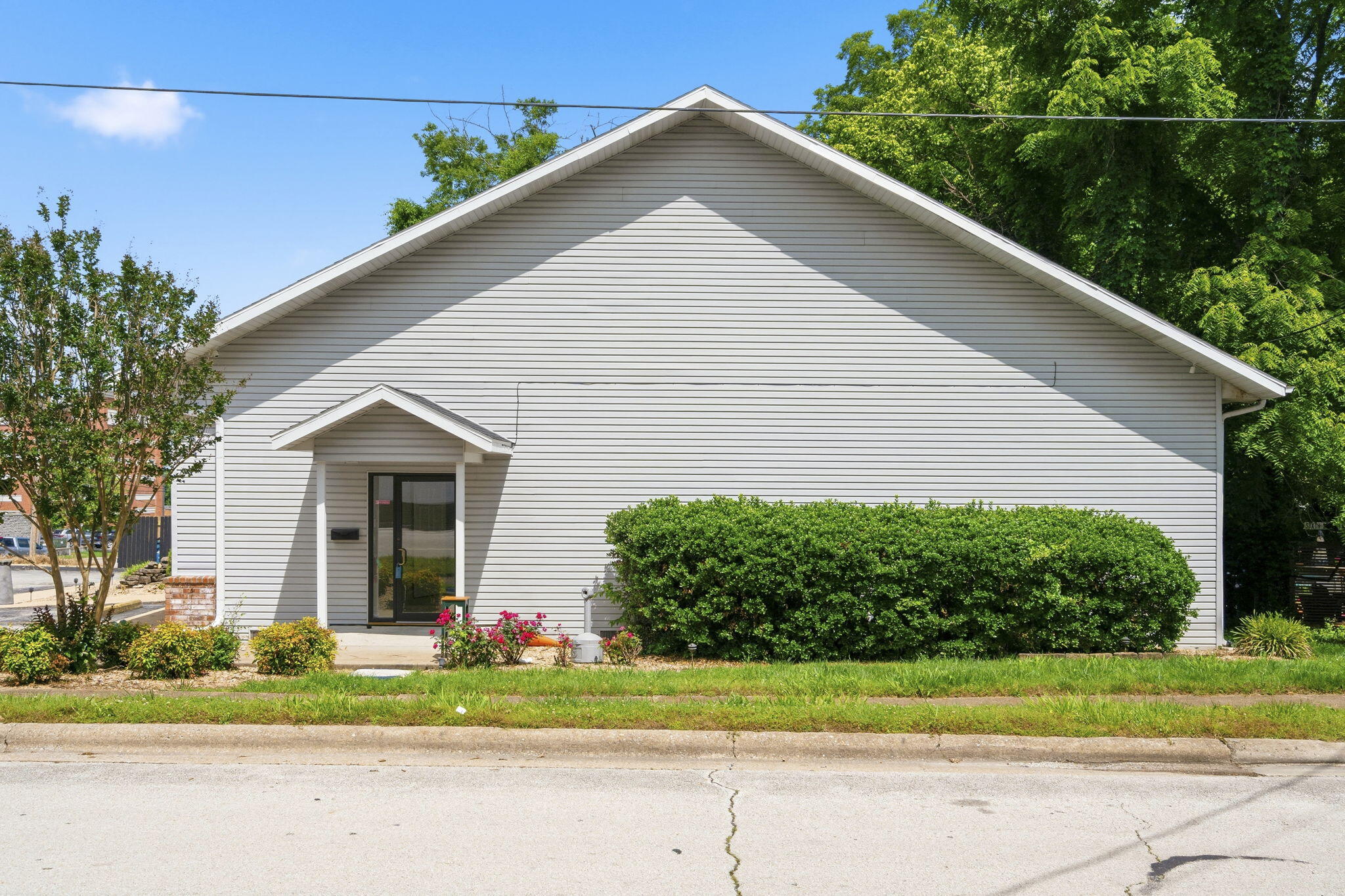 Photo 17 - Commercial Lease for sale – 590 W Pacific Street  Branson, MO