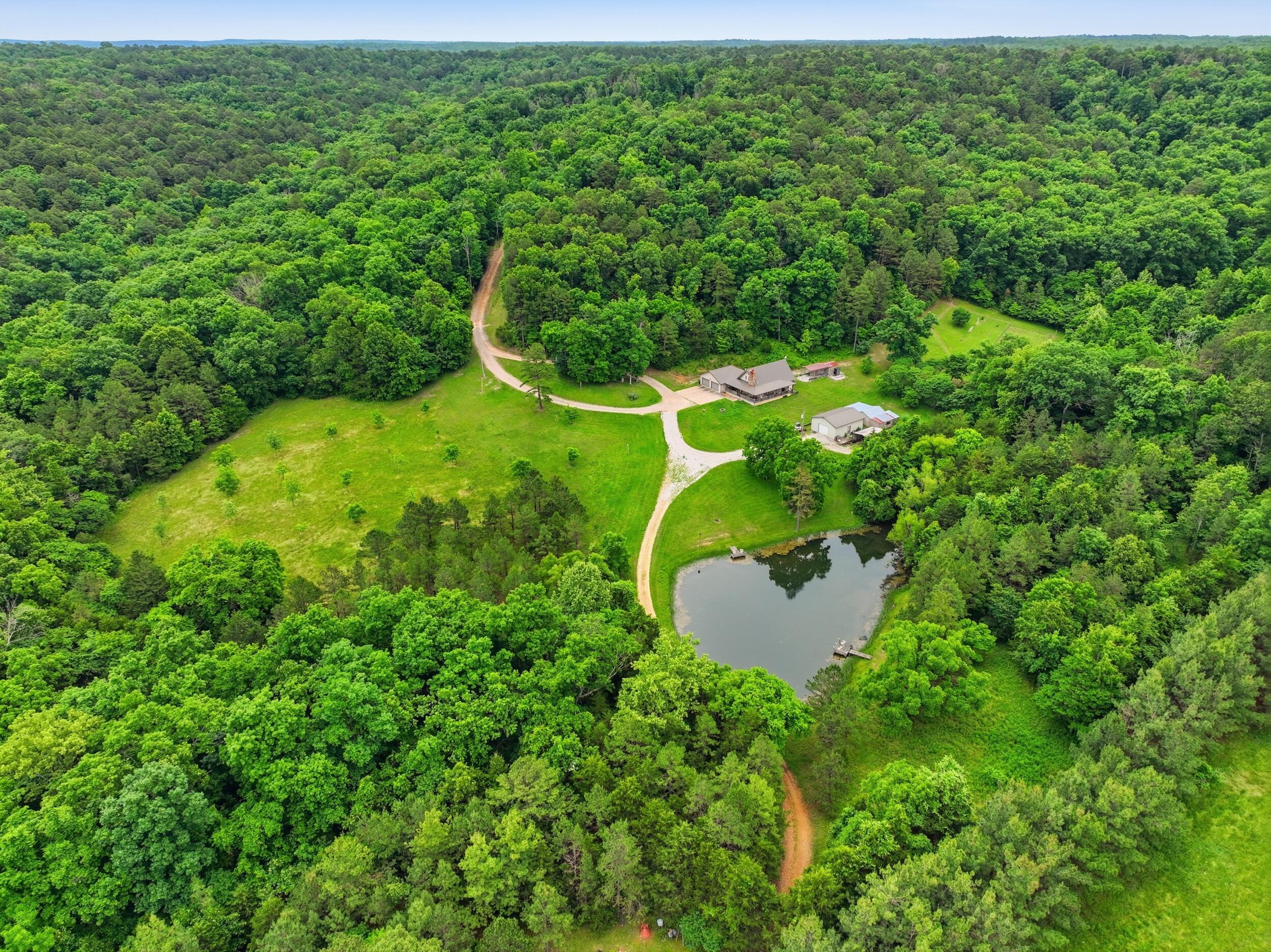 Farm for sale – 9723  Highway E   Houston, MO