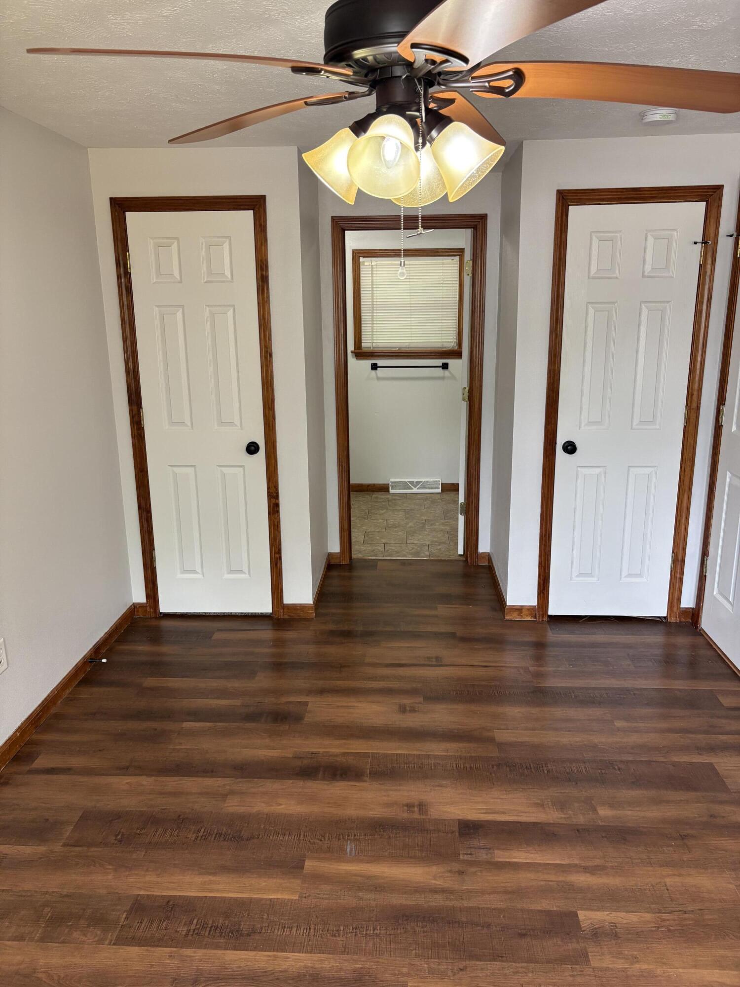 Photo 16 - Residential for sale – 417 S Lincoln Avenue  Aurora, MO