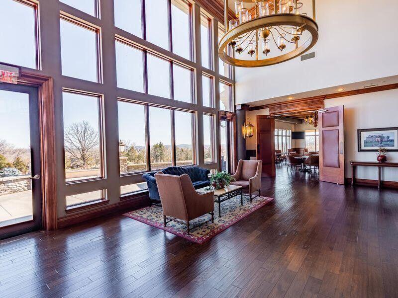 Photo 9 - Residential for sale – 2  Magnolia Ridge   Branson, MO