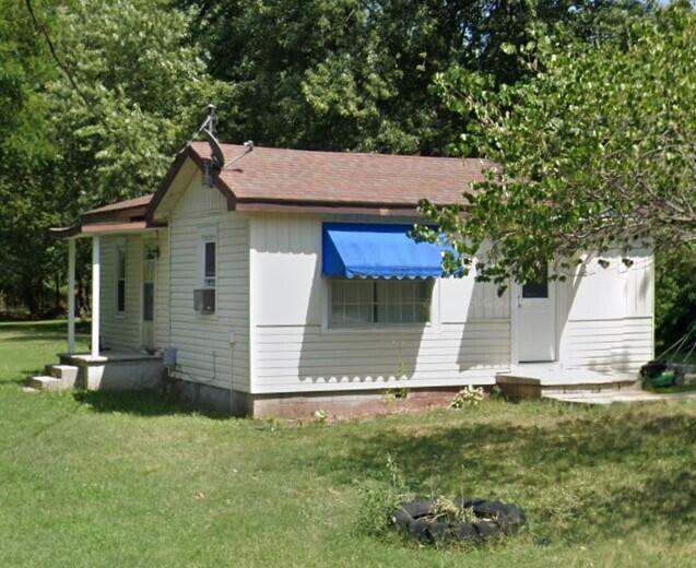 Photo 2 - Residential for sale – 526 S Walnut Street  Marshfield, MO
